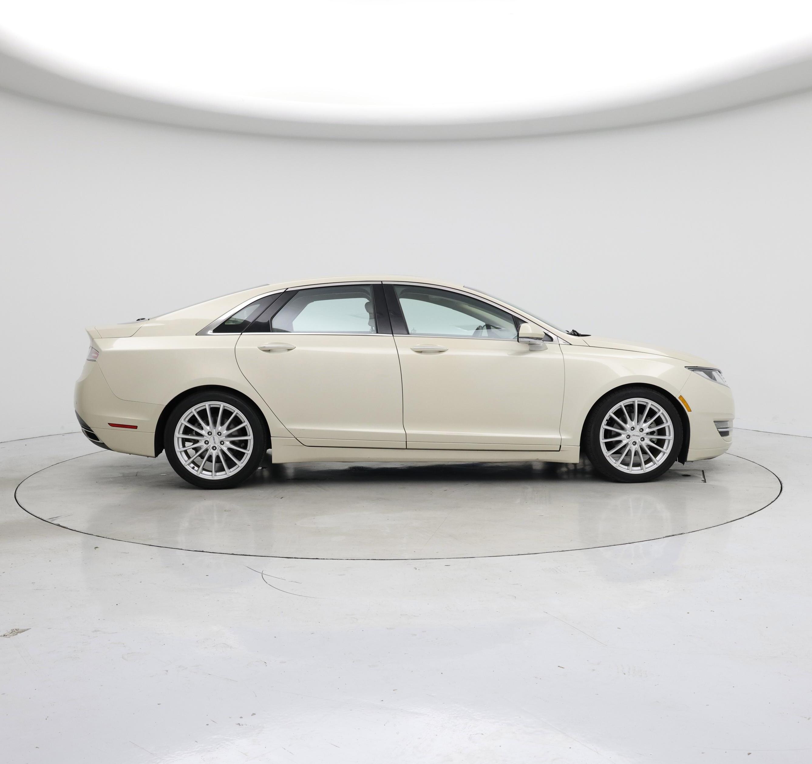 Thumbnail: 2016 Lincoln MKZ - 7