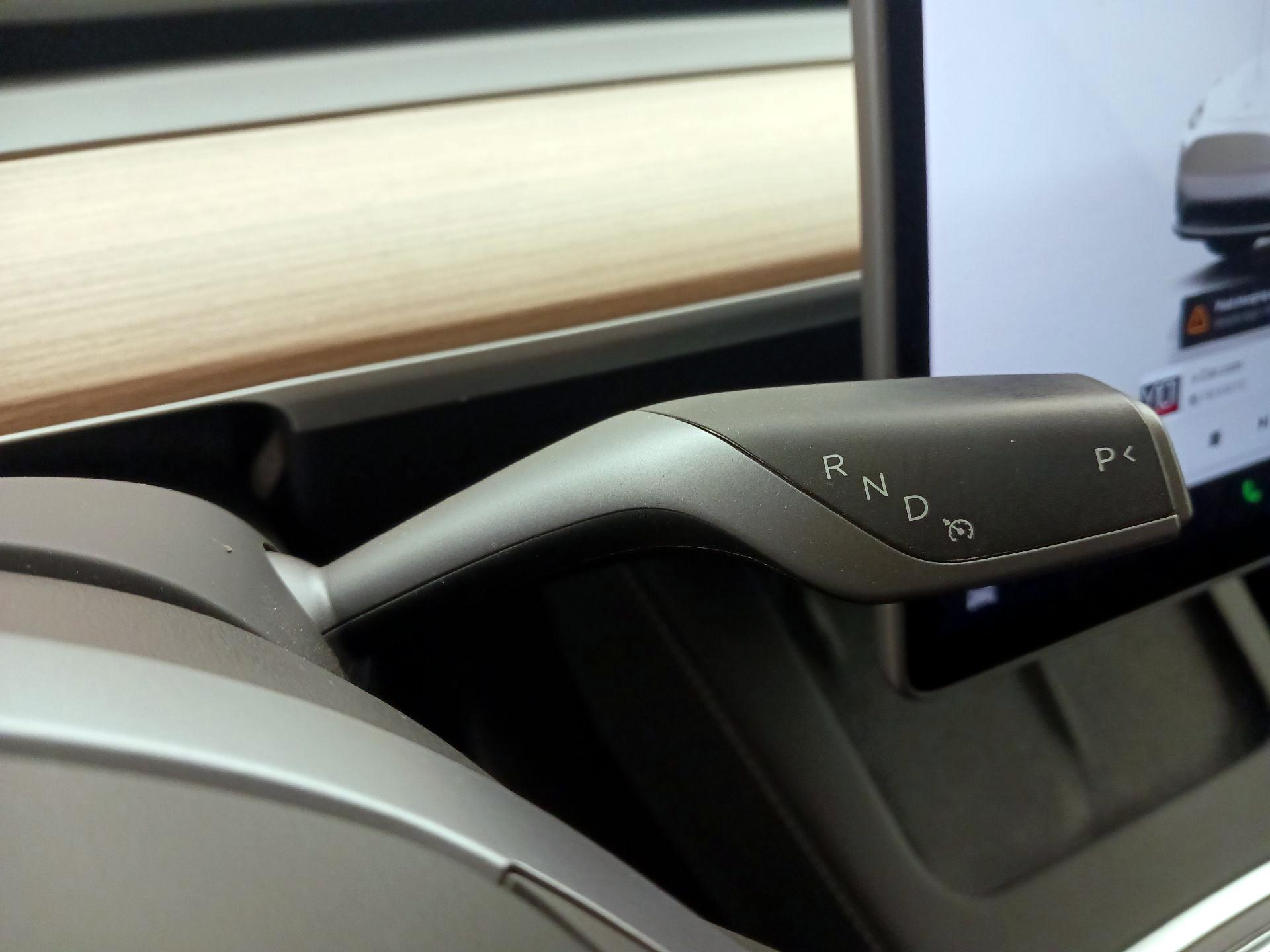 Thumbnail: 2023 Tesla Model Y - 17