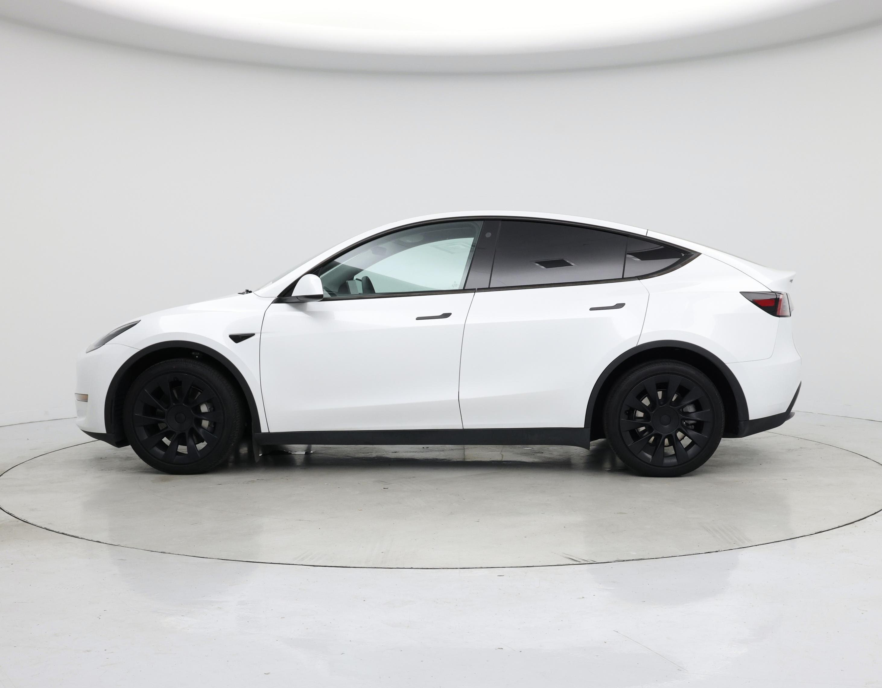 Thumbnail: 2023 Tesla Model Y - 3