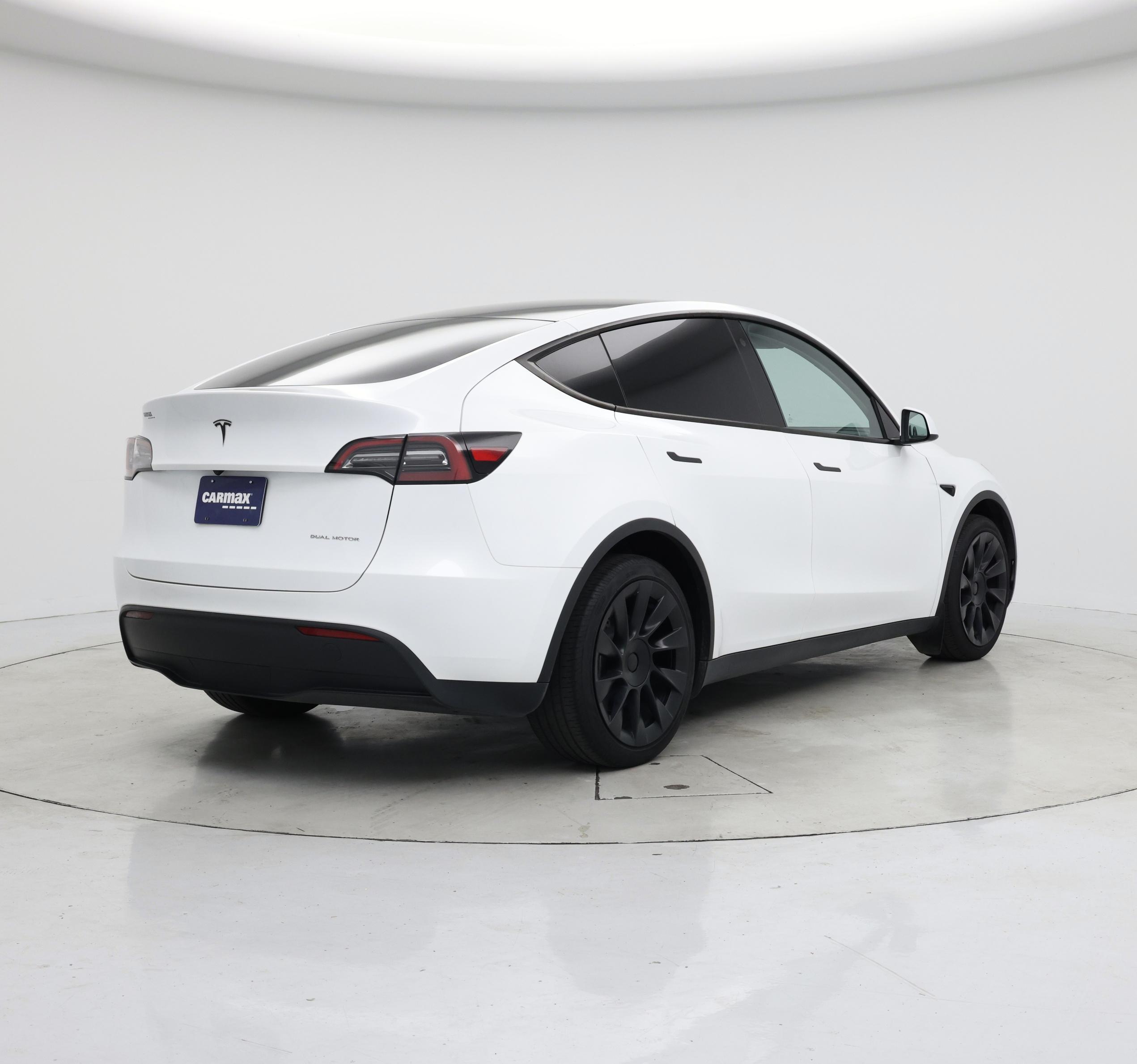 Thumbnail: 2023 Tesla Model Y - 8