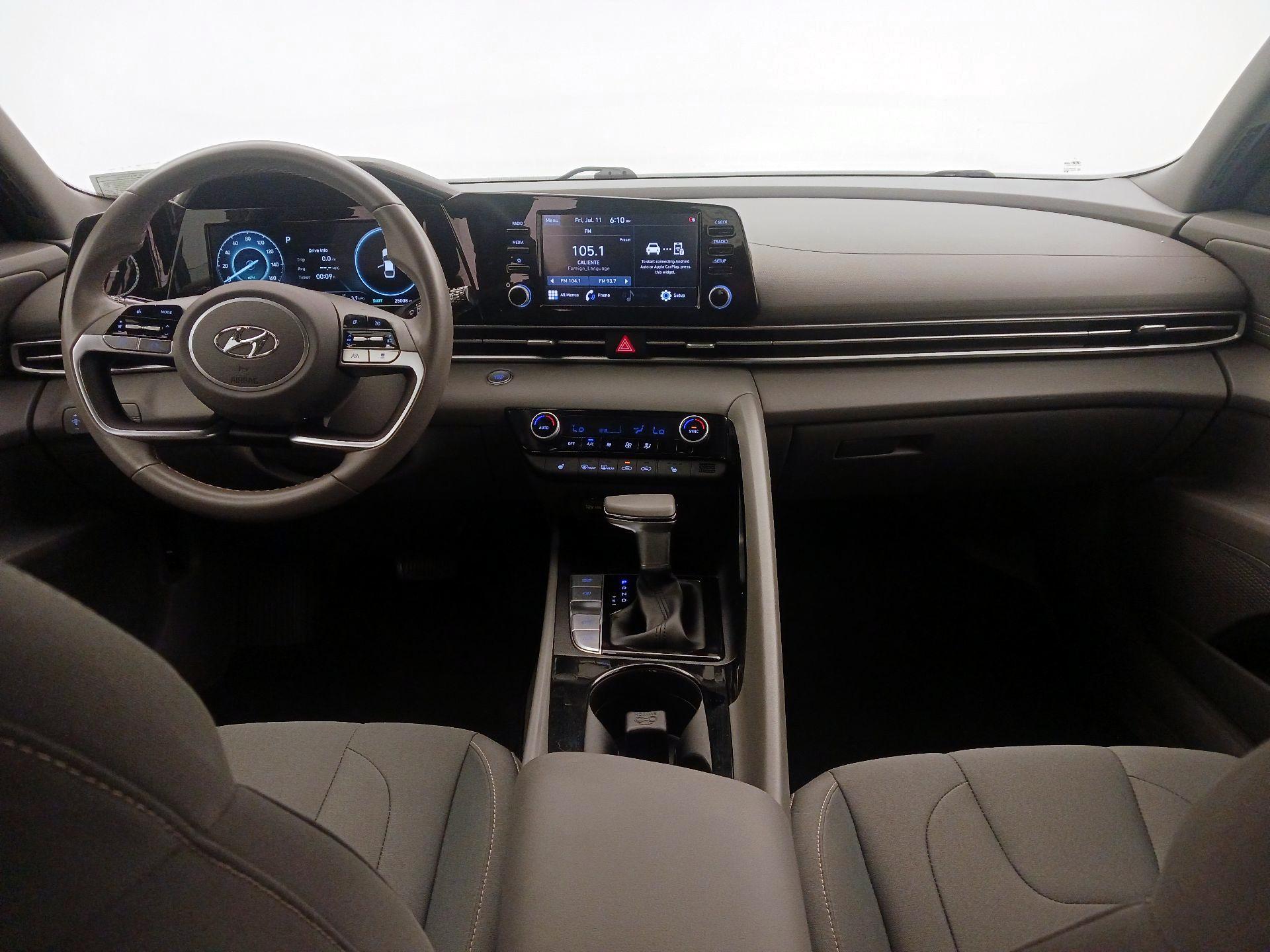 Thumbnail: 2022 Hyundai Elantra - 9