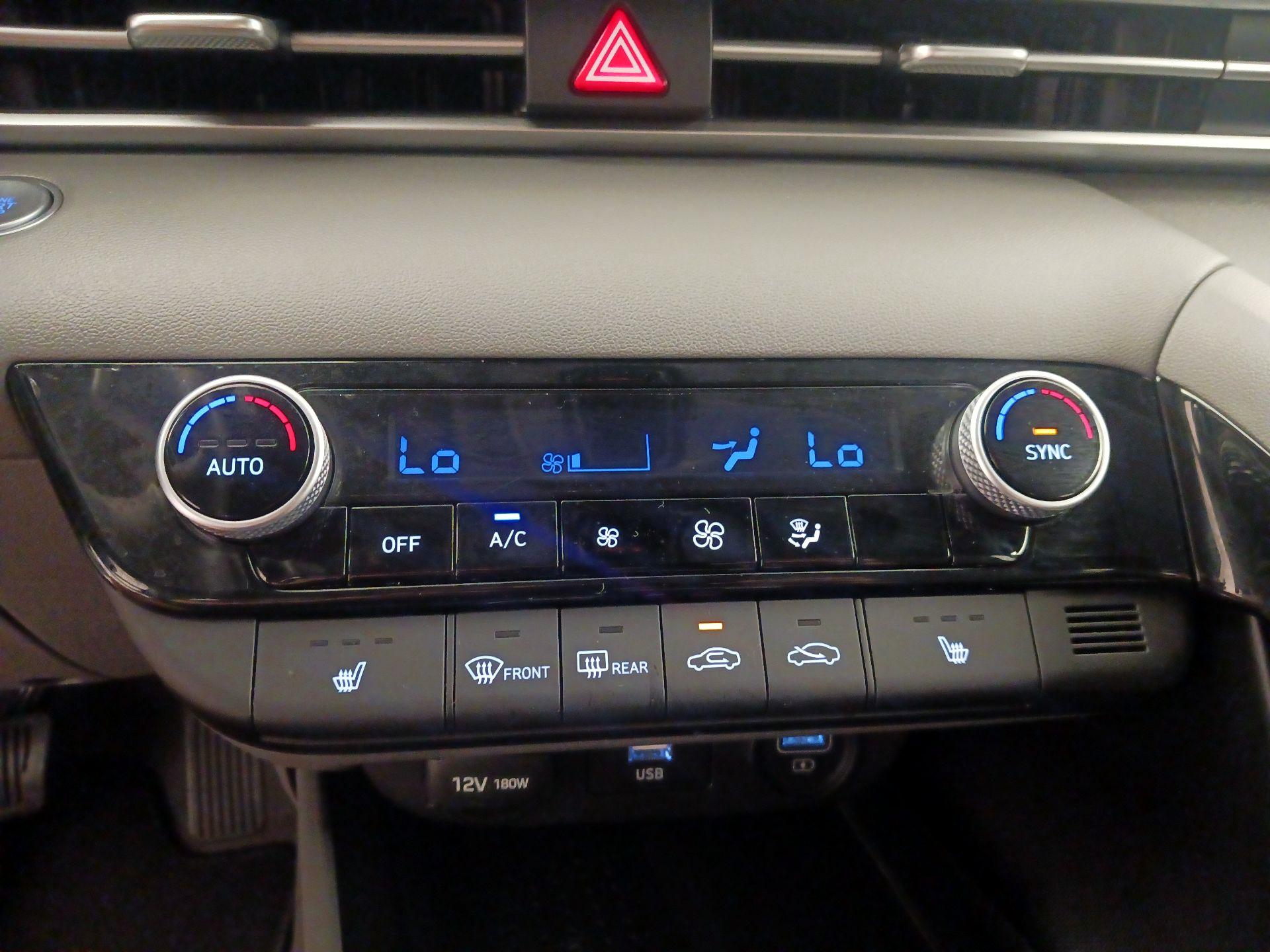 Thumbnail: 2022 Hyundai Elantra - 16