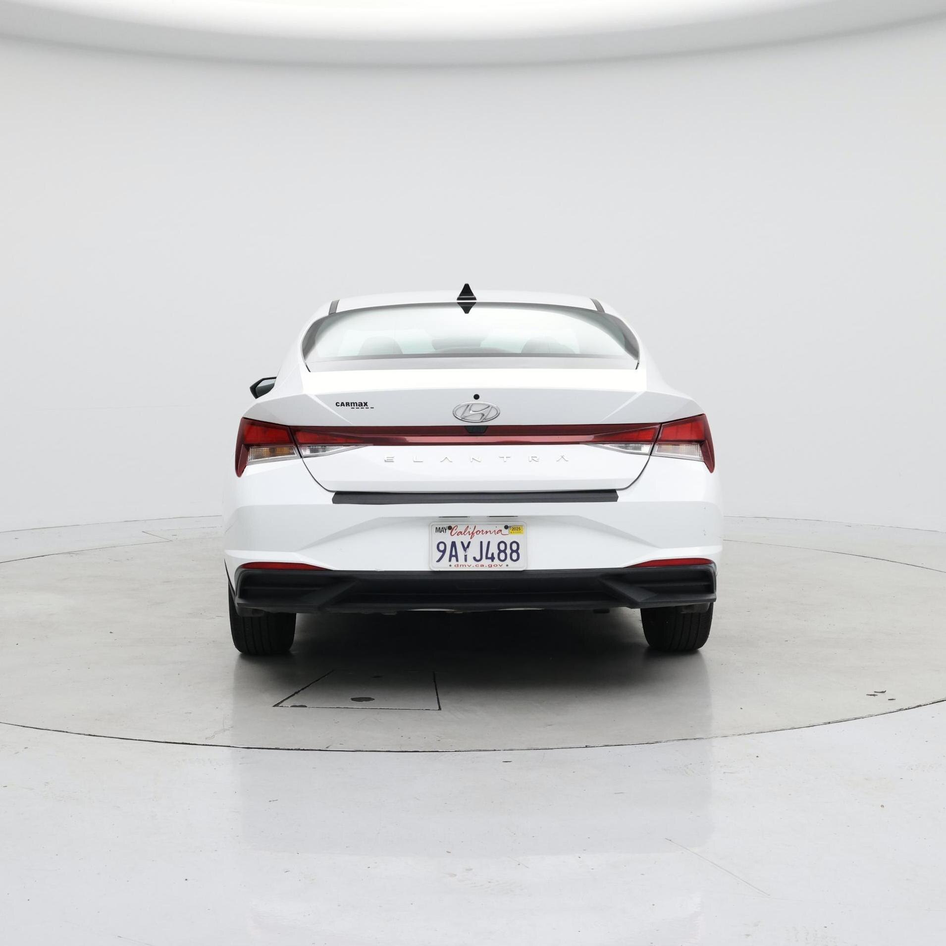 Thumbnail: 2022 Hyundai Elantra - 6