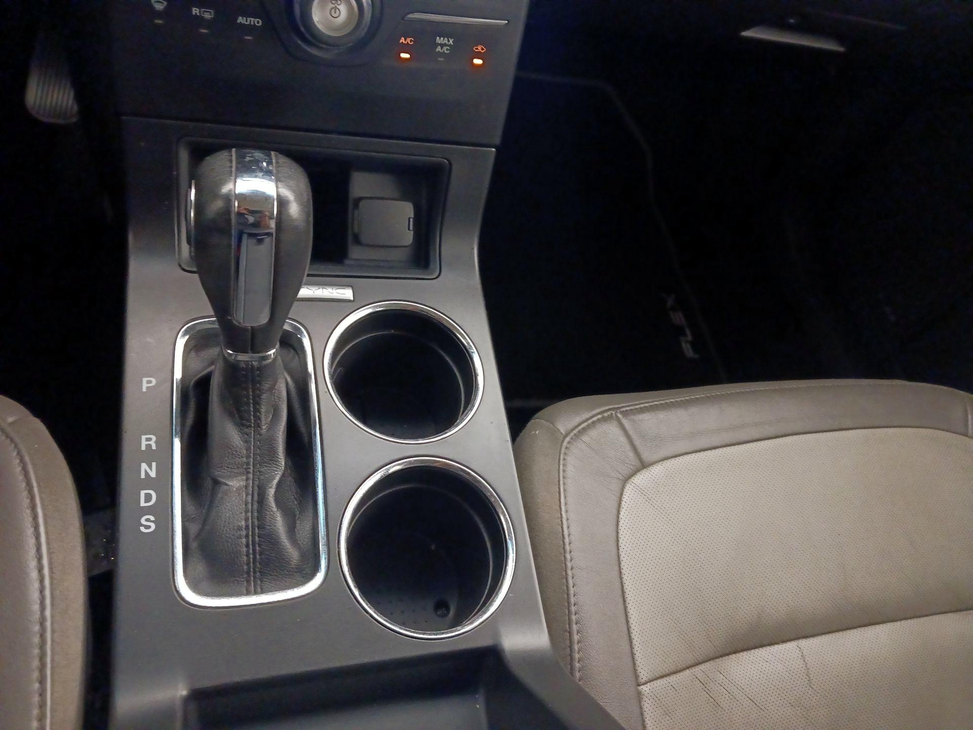 Thumbnail: 2016 Ford Flex - 18