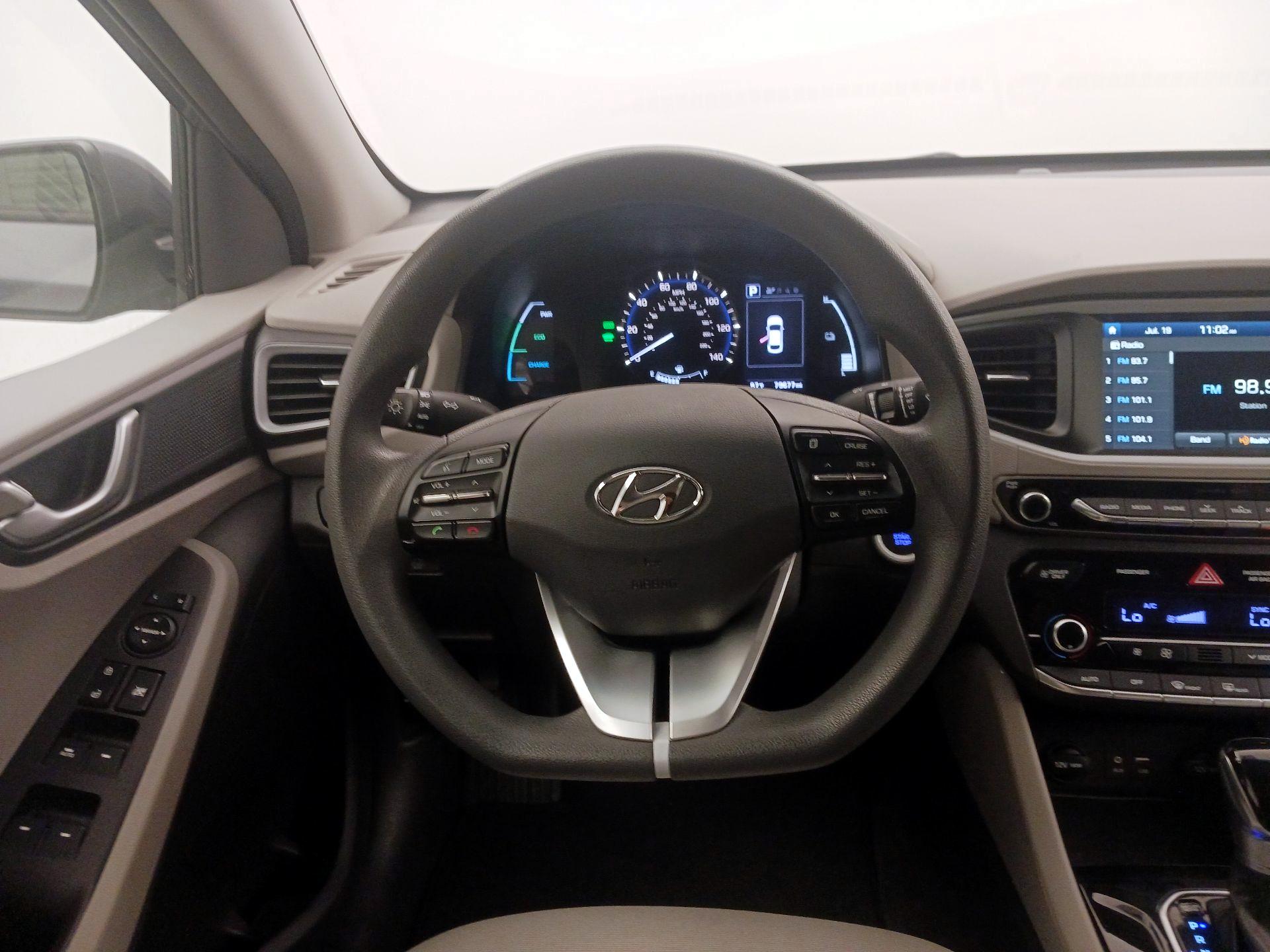 Thumbnail: 2019 Hyundai Ioniq - 10