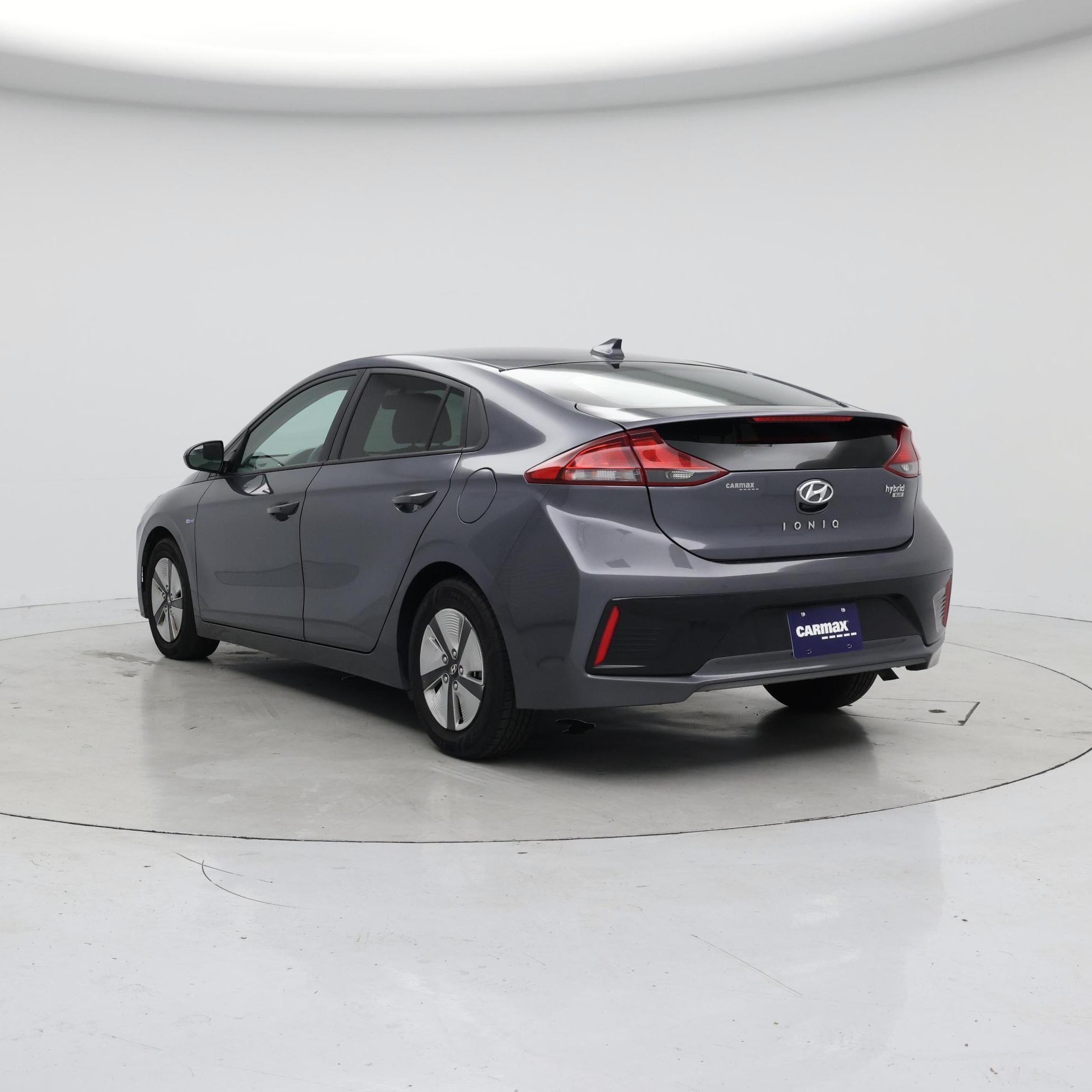 Thumbnail: 2019 Hyundai Ioniq - 2