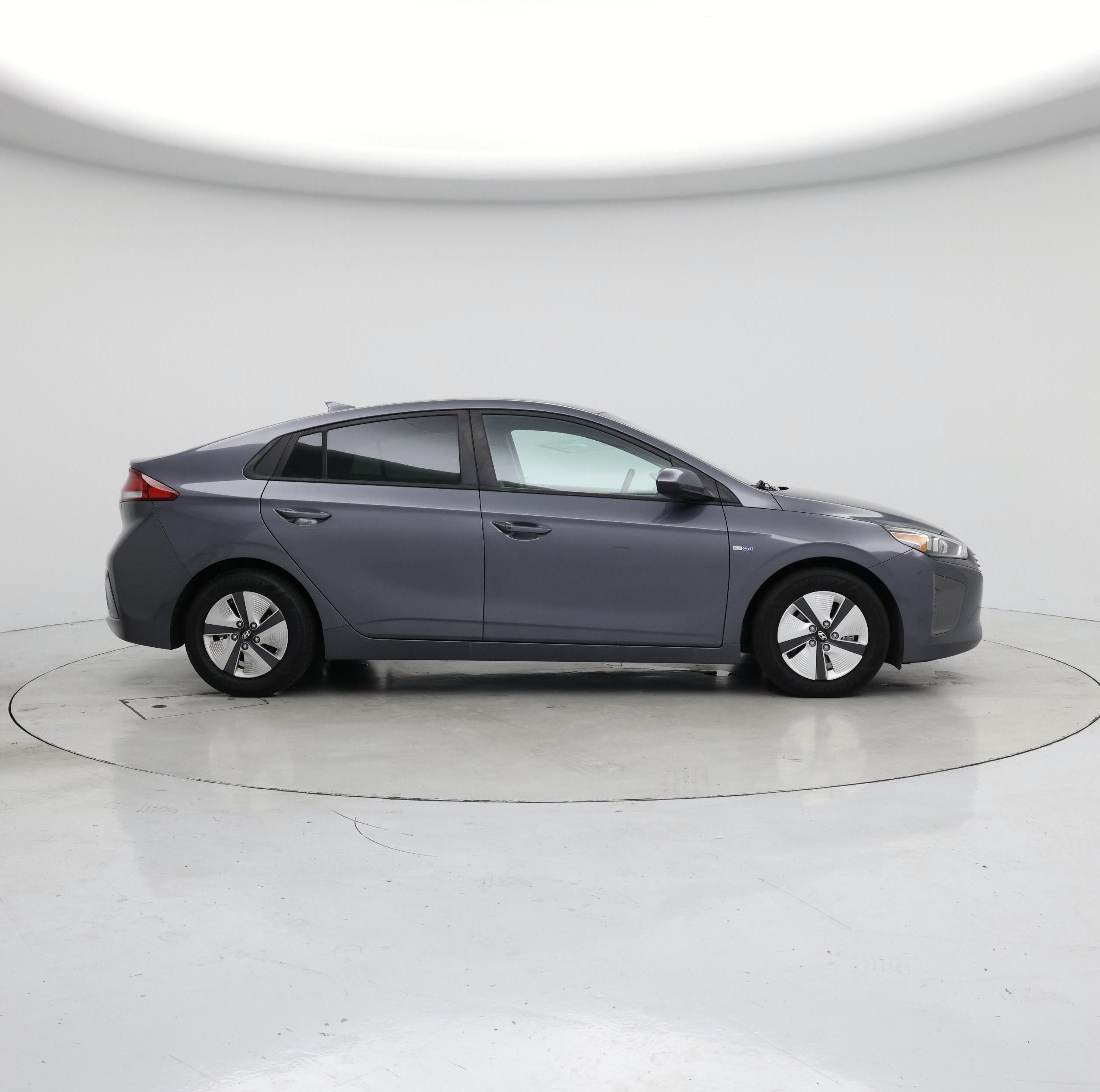 Thumbnail: 2019 Hyundai Ioniq - 7