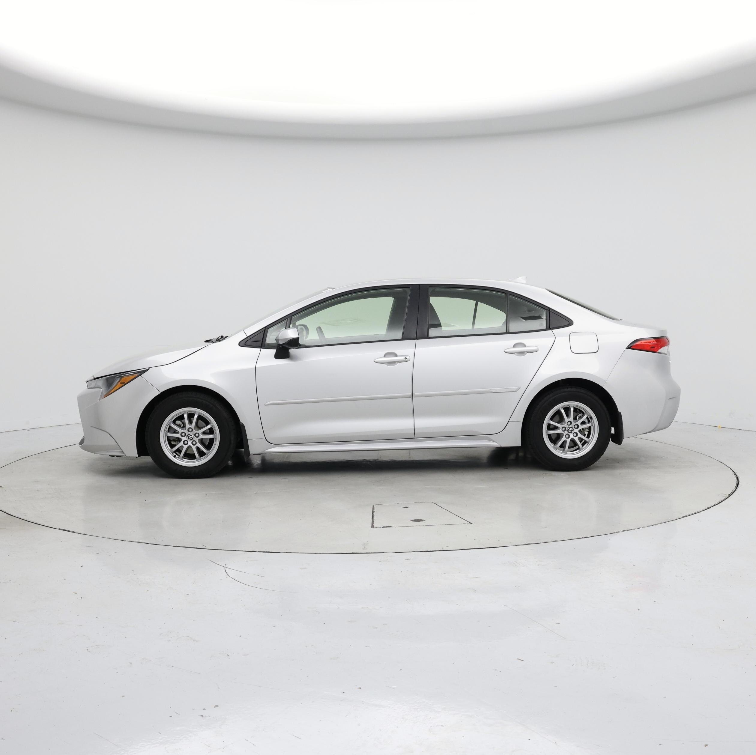 Thumbnail: 2022 Toyota Corolla - 3