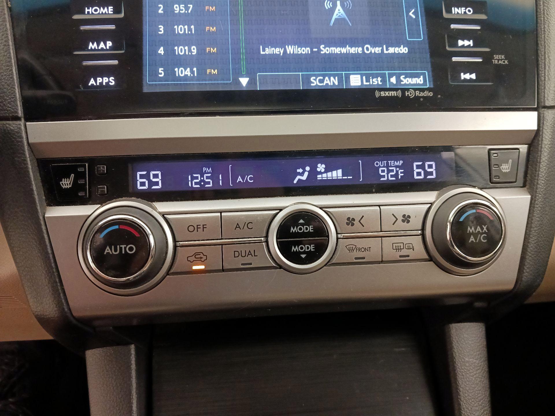 Thumbnail: 2016 Subaru Outback - 16