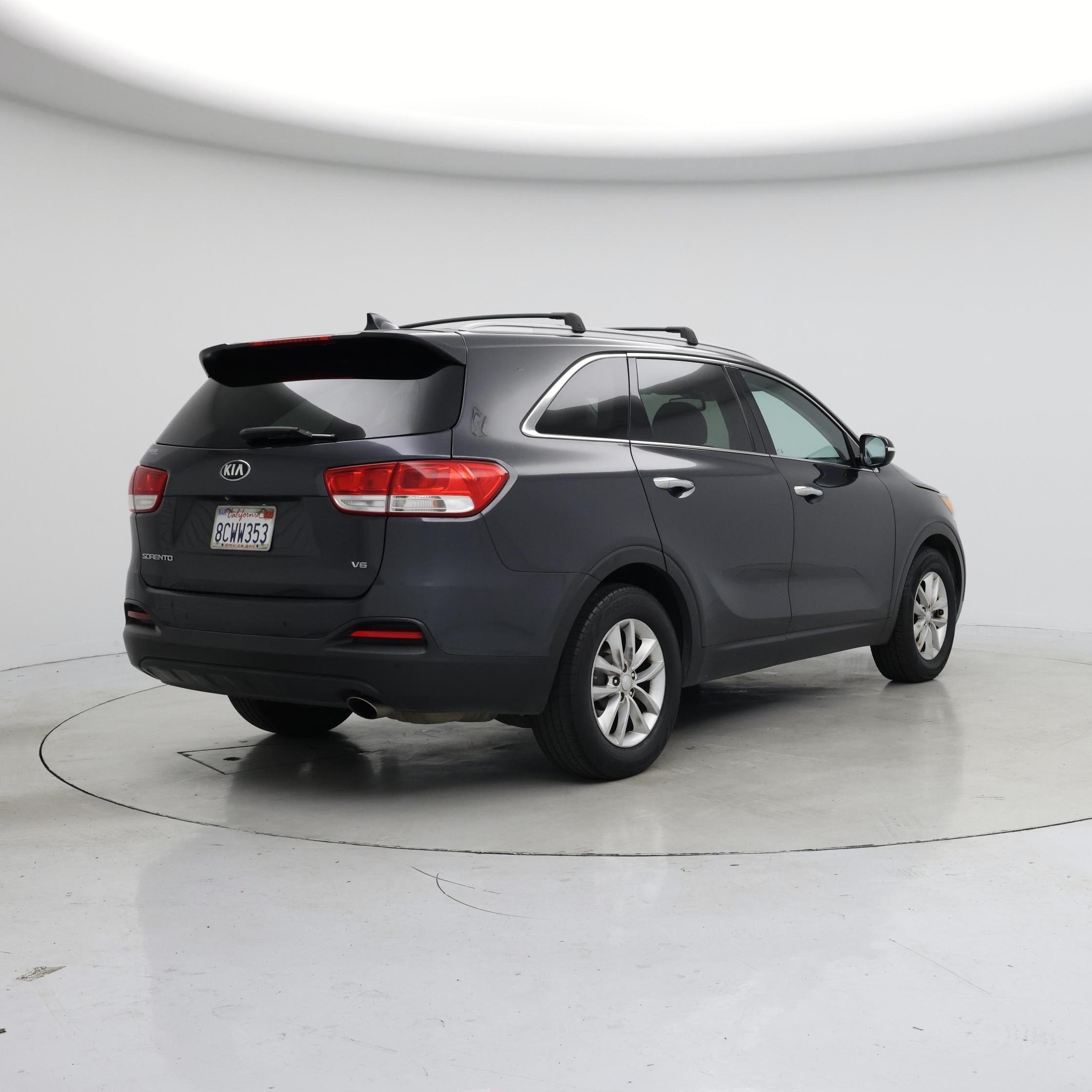 Thumbnail: 2018 Kia Sorento - 8