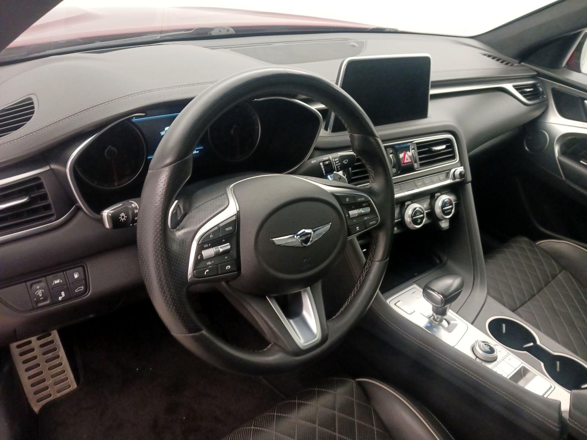 Thumbnail: 2019 Genesis G70 - 9