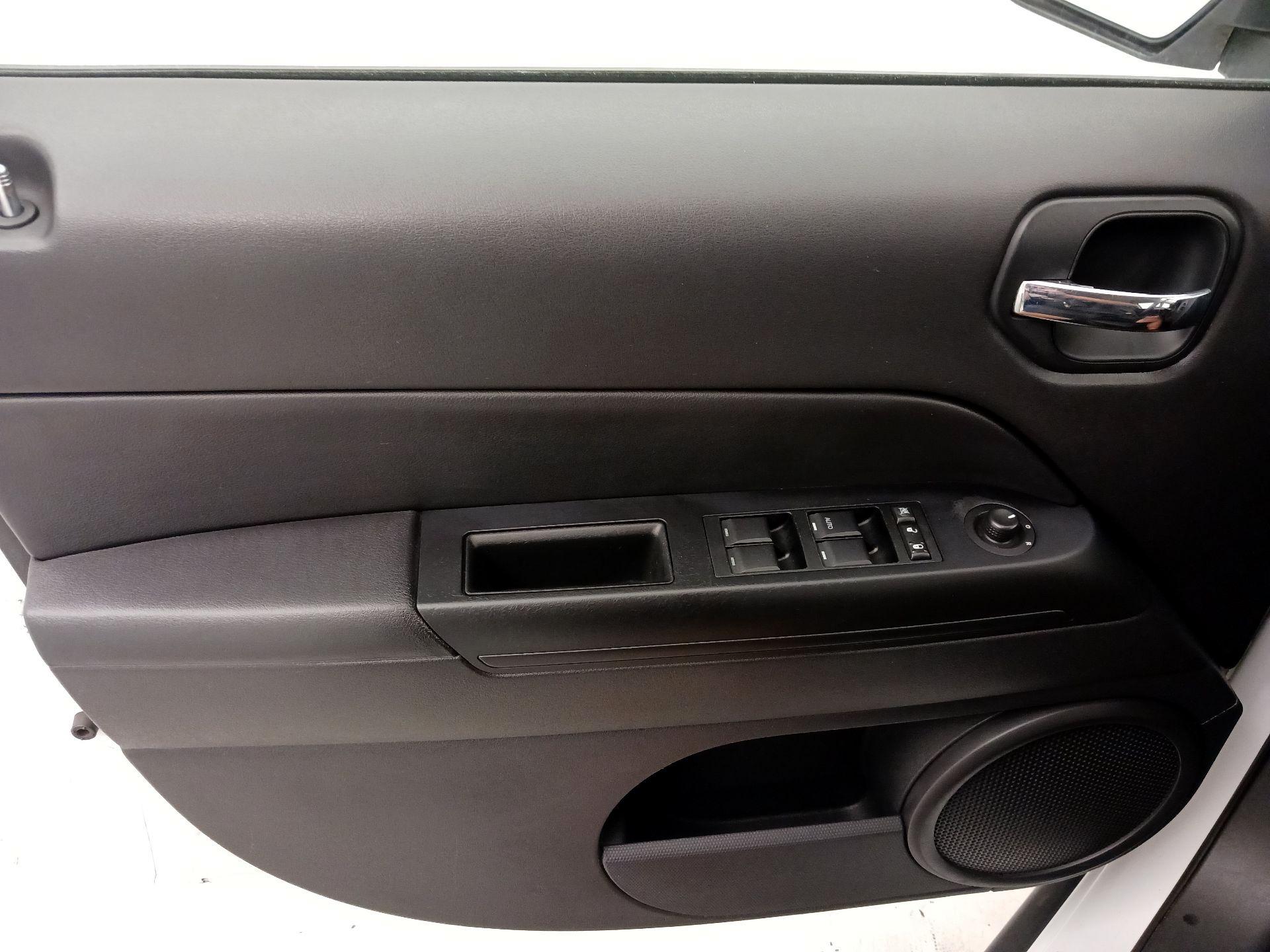 Thumbnail: 2014 Jeep Patriot - 12