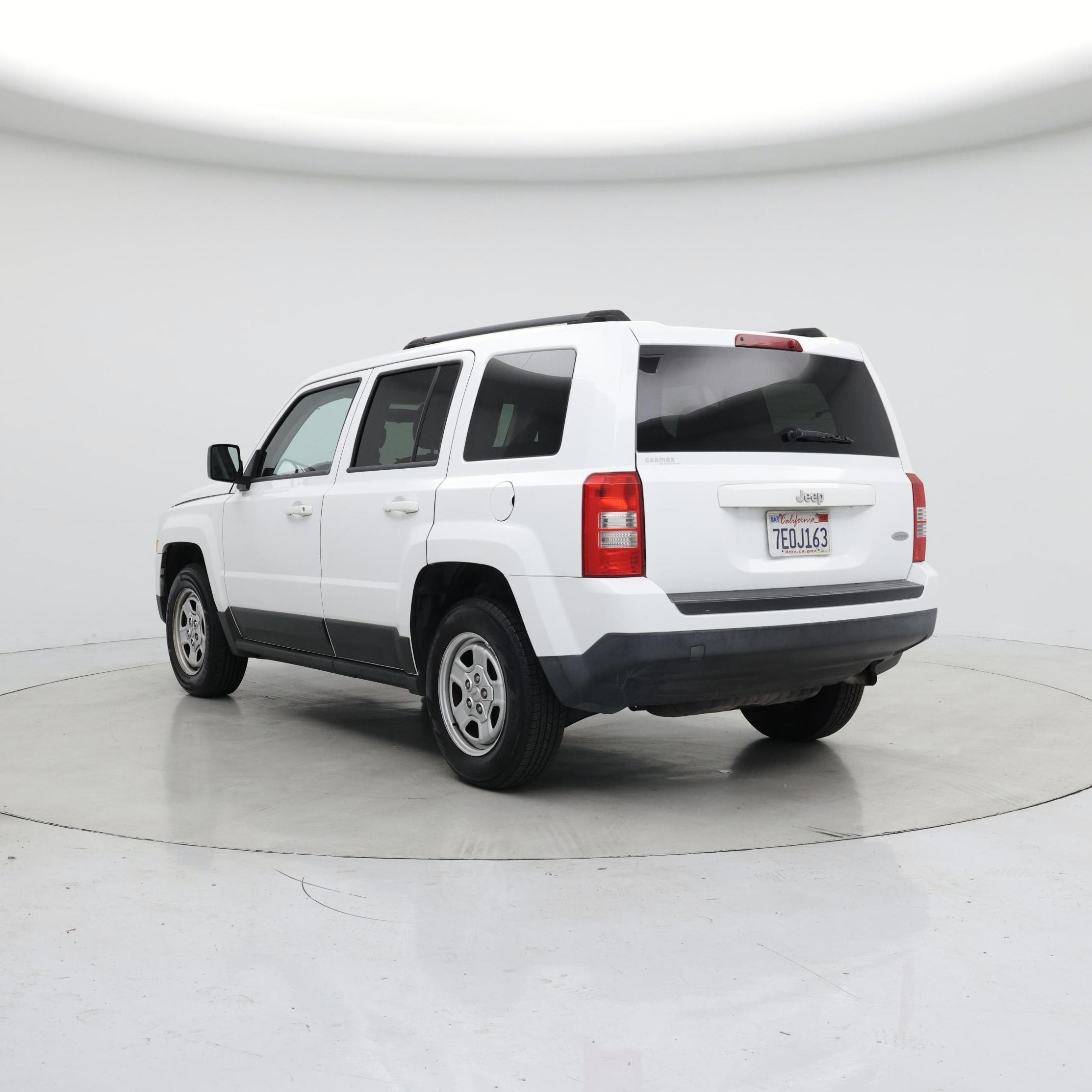 Thumbnail: 2014 Jeep Patriot - 2