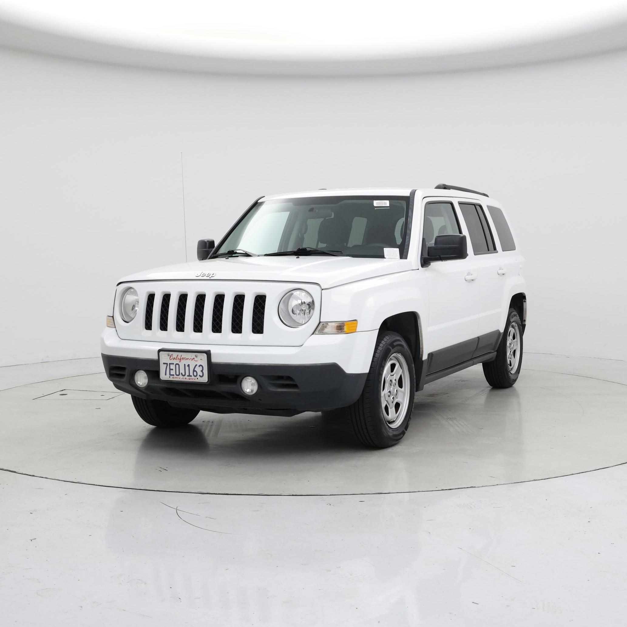 Thumbnail: 2014 Jeep Patriot - 4