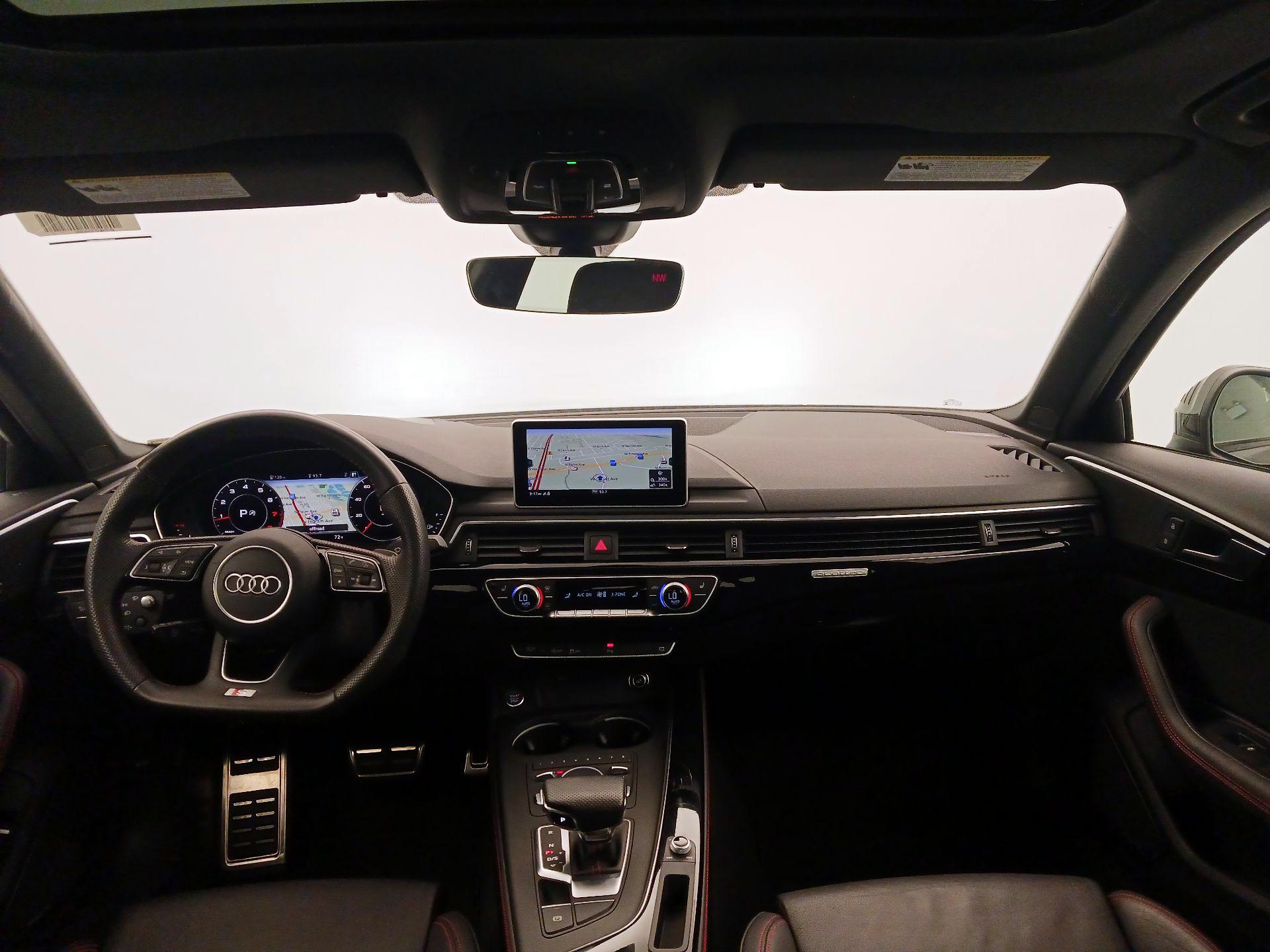 Thumbnail: 2019 Audi A4 - 9