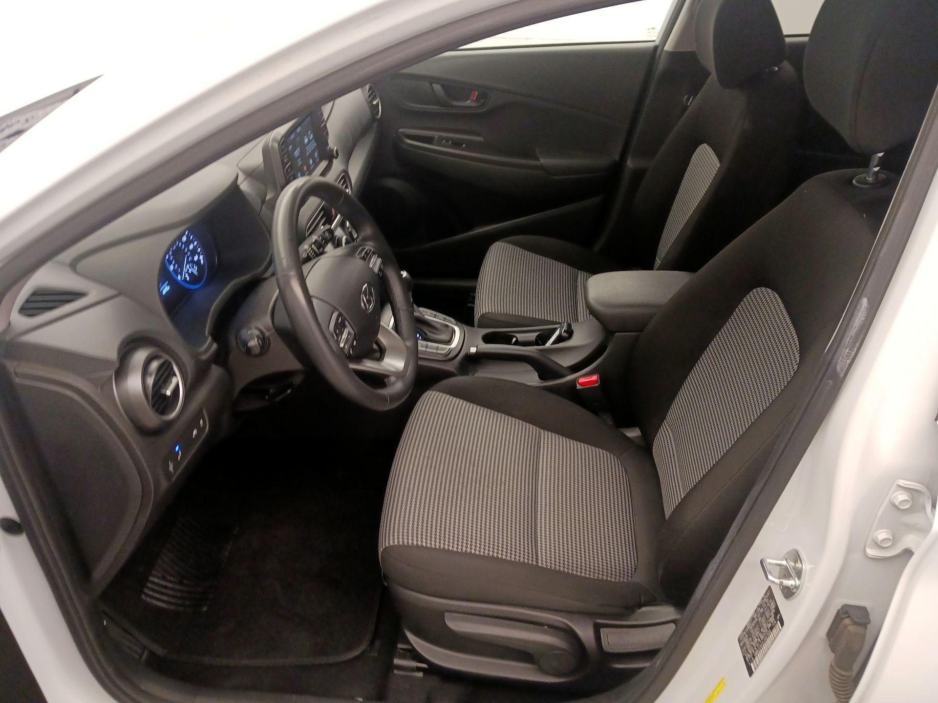 Thumbnail: 2020 Hyundai Kona - 11
