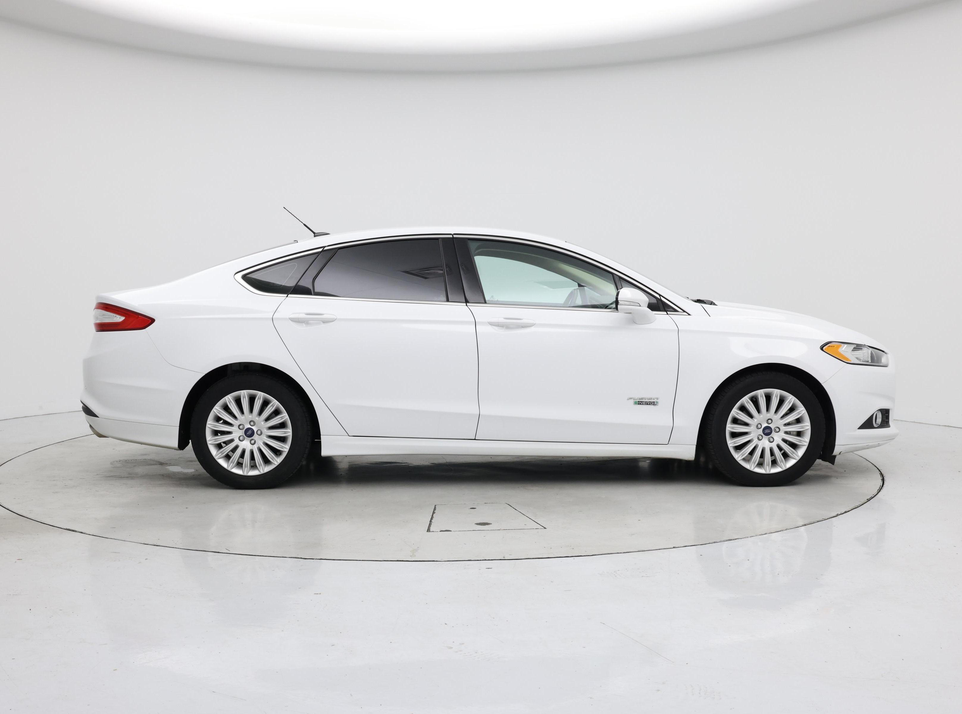 Thumbnail: 2016 Ford Fusion - 7