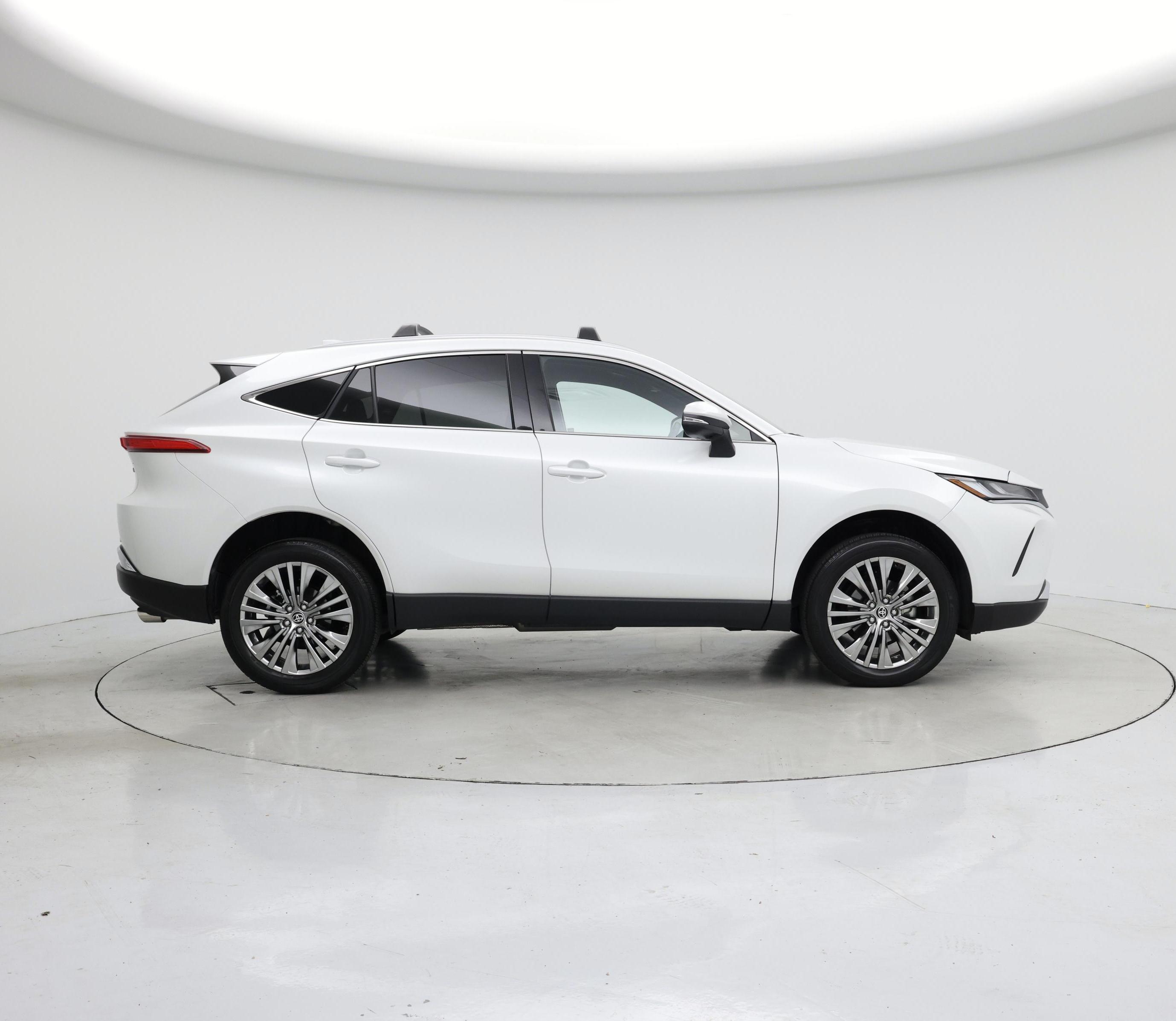 Thumbnail: 2023 Toyota Venza - 7