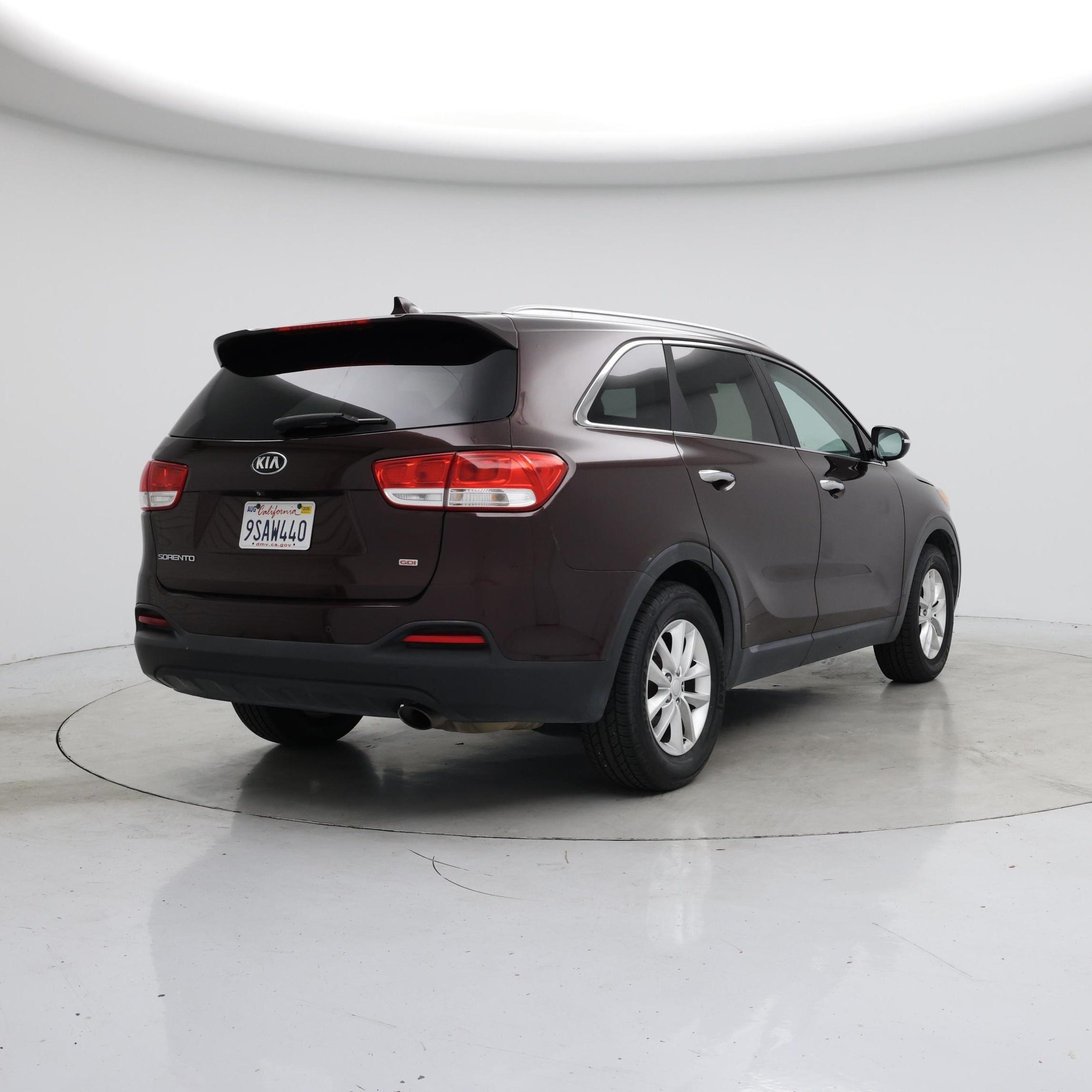 Thumbnail: 2016 Kia Sorento - 8