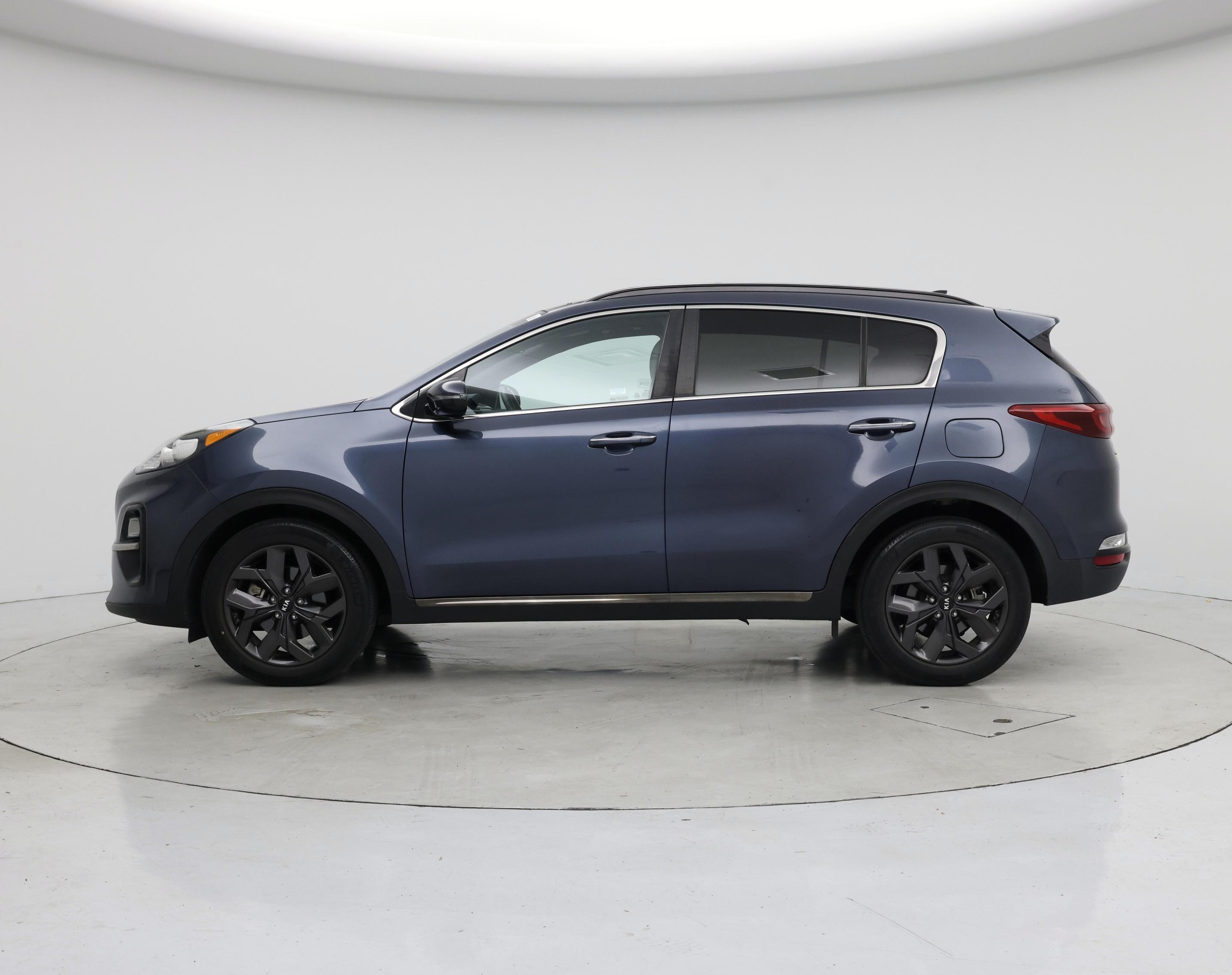 Thumbnail: 2020 Kia Sportage - 3