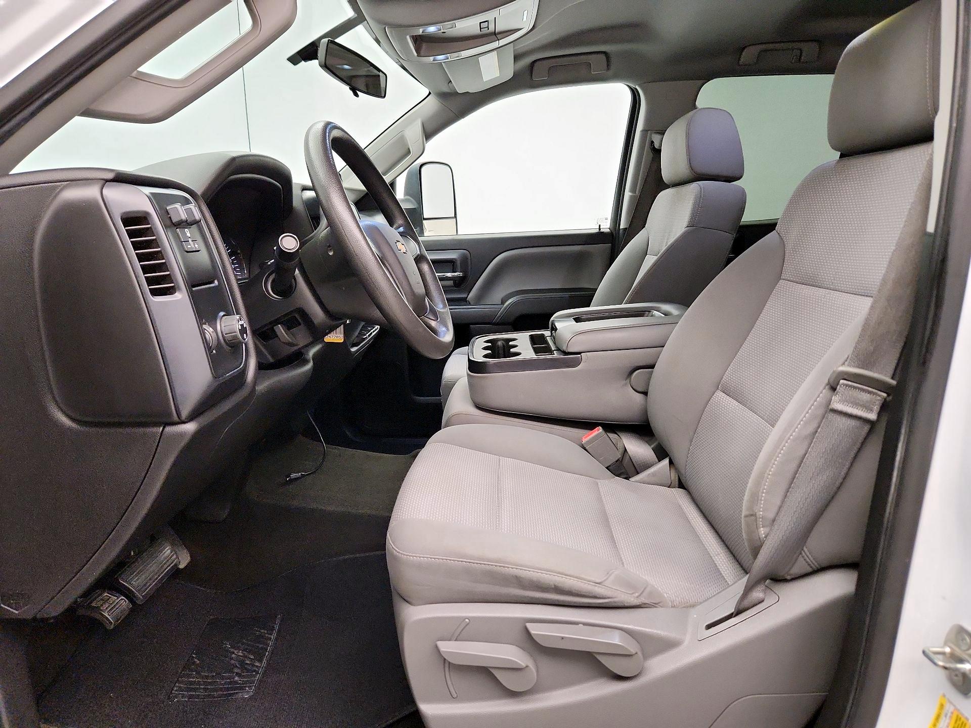 Thumbnail: 2015 Chevrolet Silverado 2500 - 11