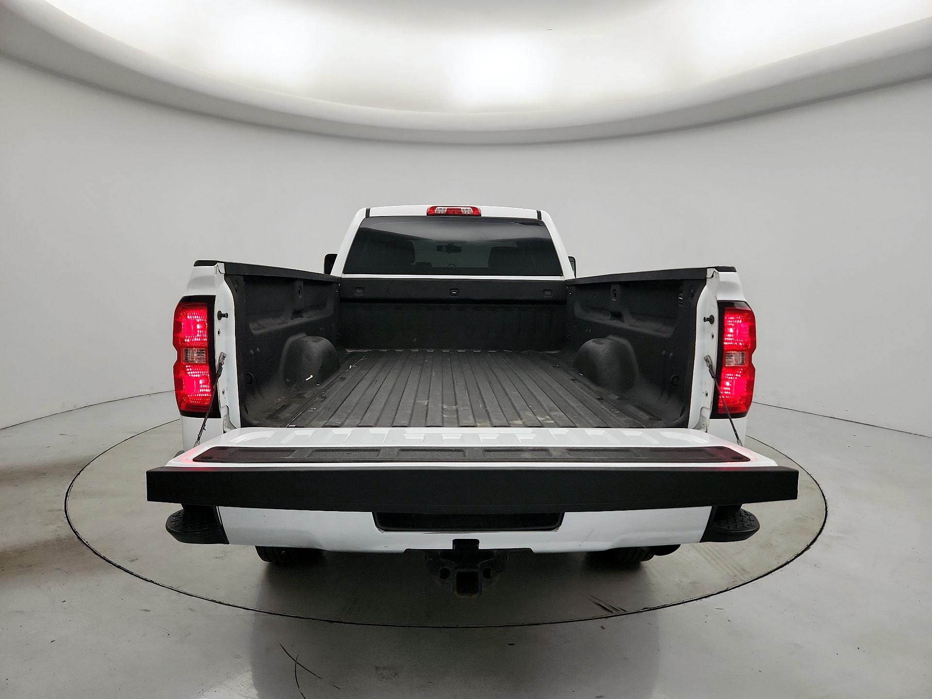 Thumbnail: 2015 Chevrolet Silverado 2500 - 19