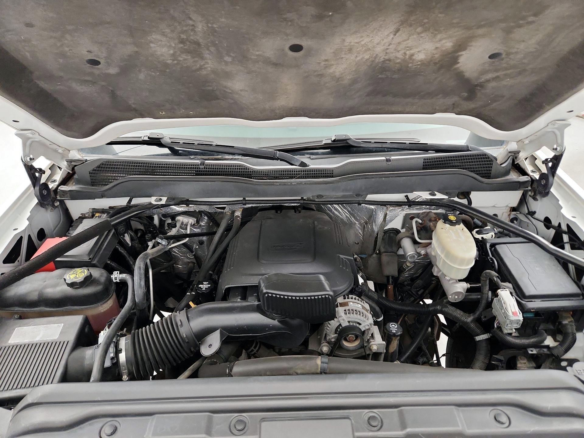 Thumbnail: 2015 Chevrolet Silverado 2500 - 20