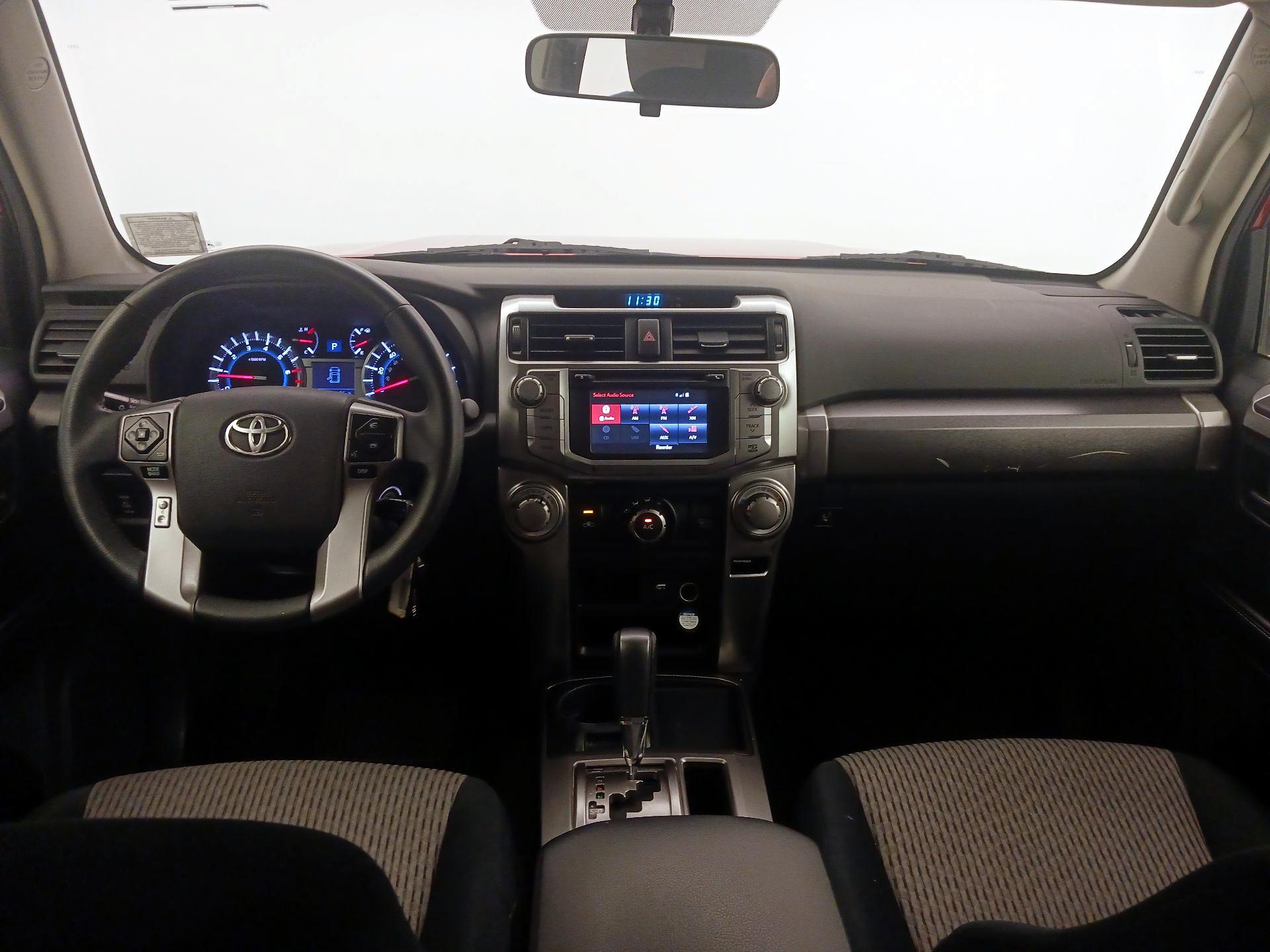 Thumbnail: 2015 Toyota 4Runner - 9