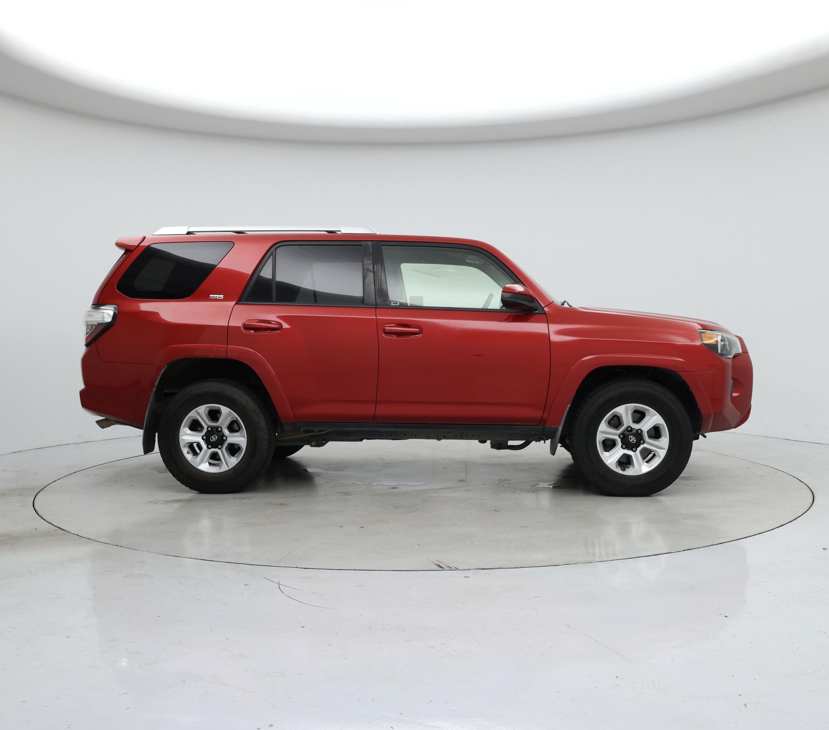 Thumbnail: 2015 Toyota 4Runner - 7