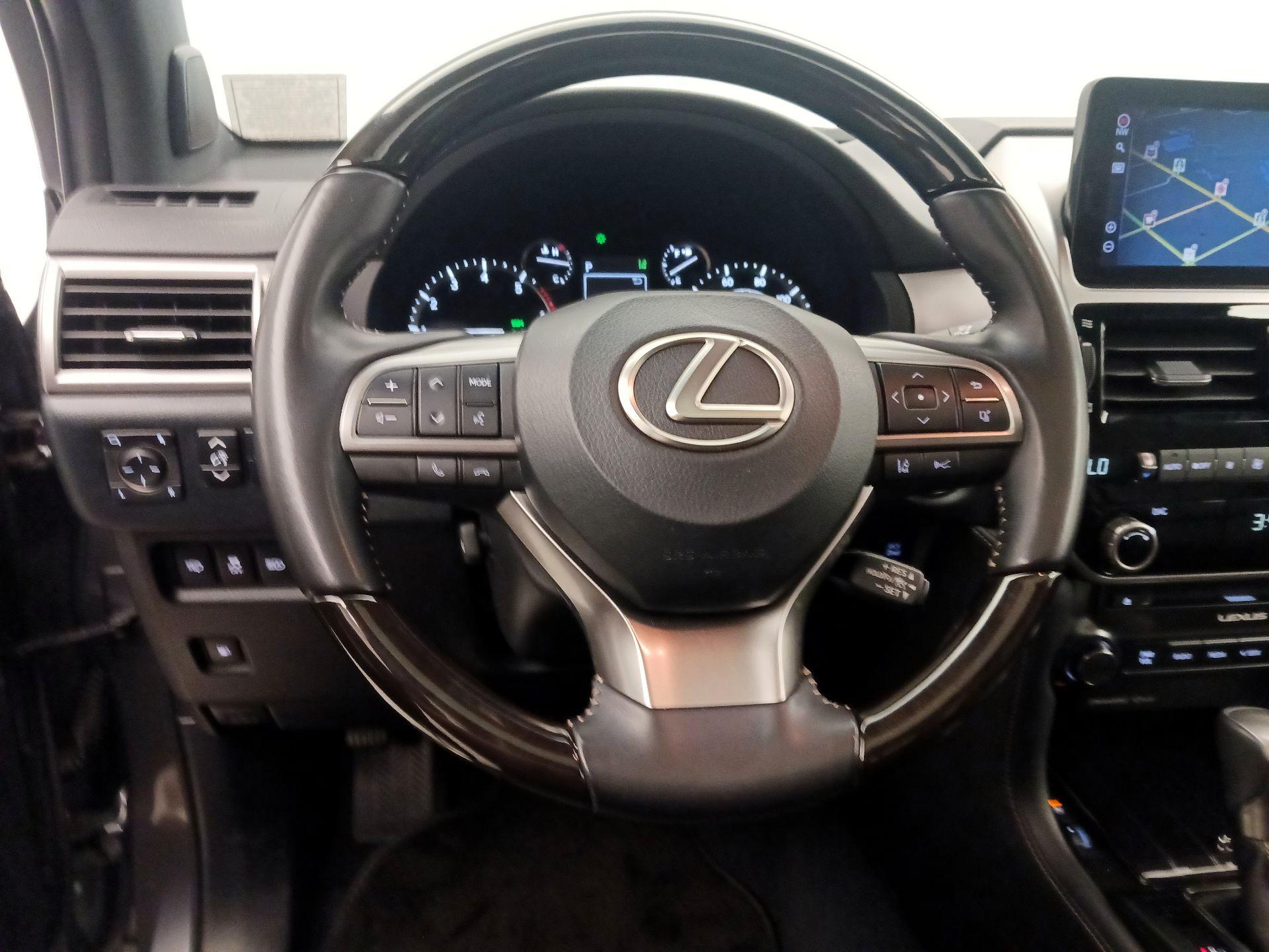 Thumbnail: 2022 Lexus GX - 10