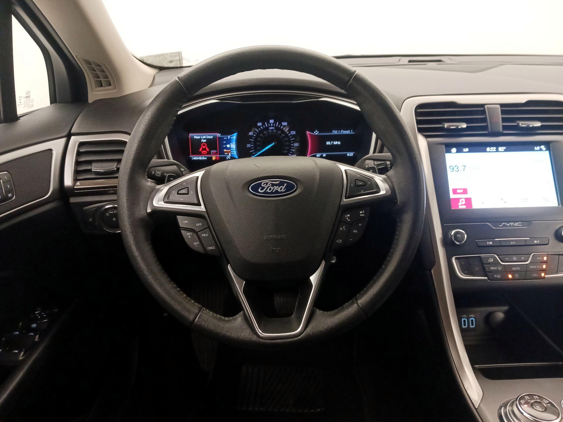 Thumbnail: 2019 Ford Fusion - 10