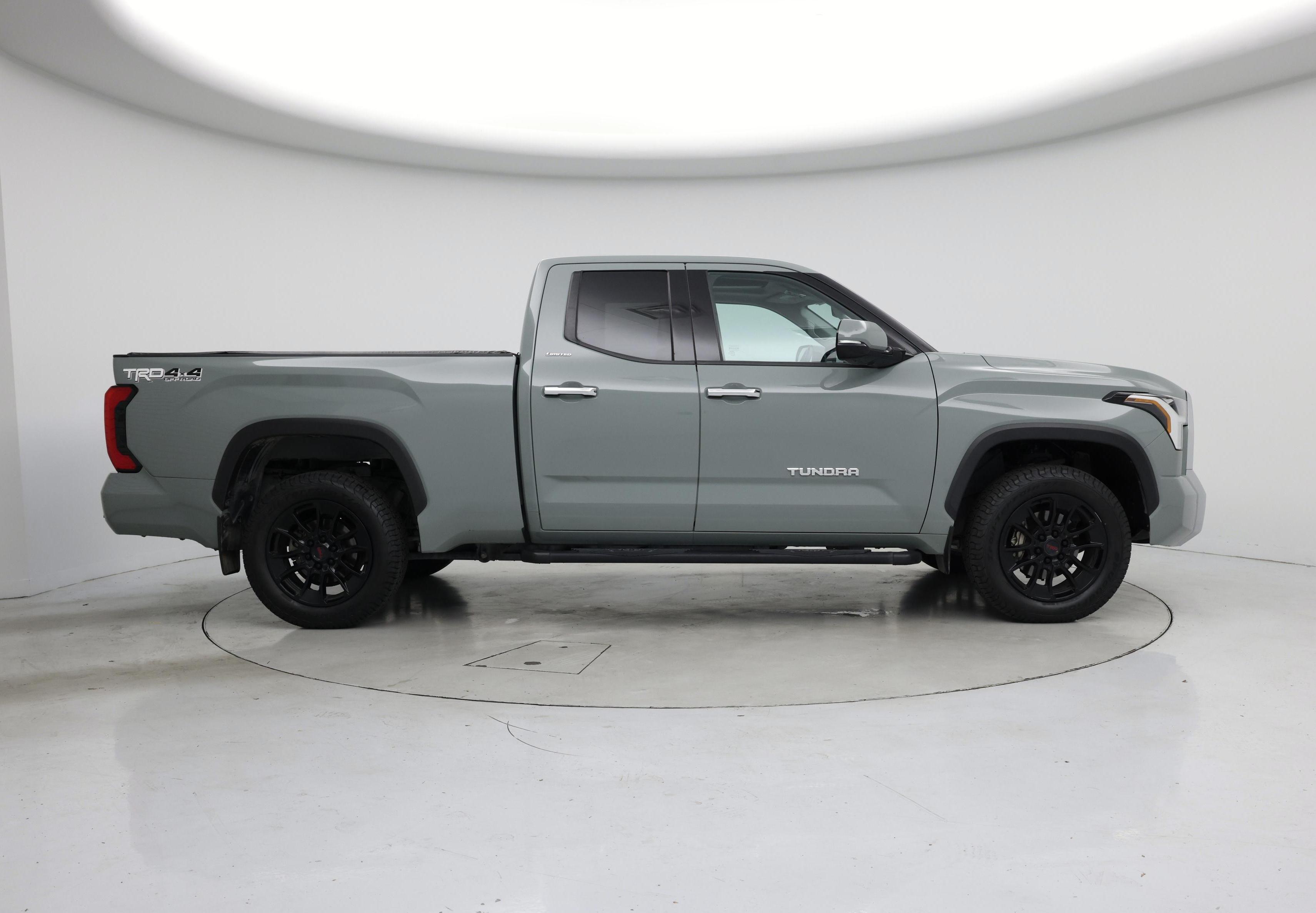Thumbnail: 2022 Toyota Tundra - 7