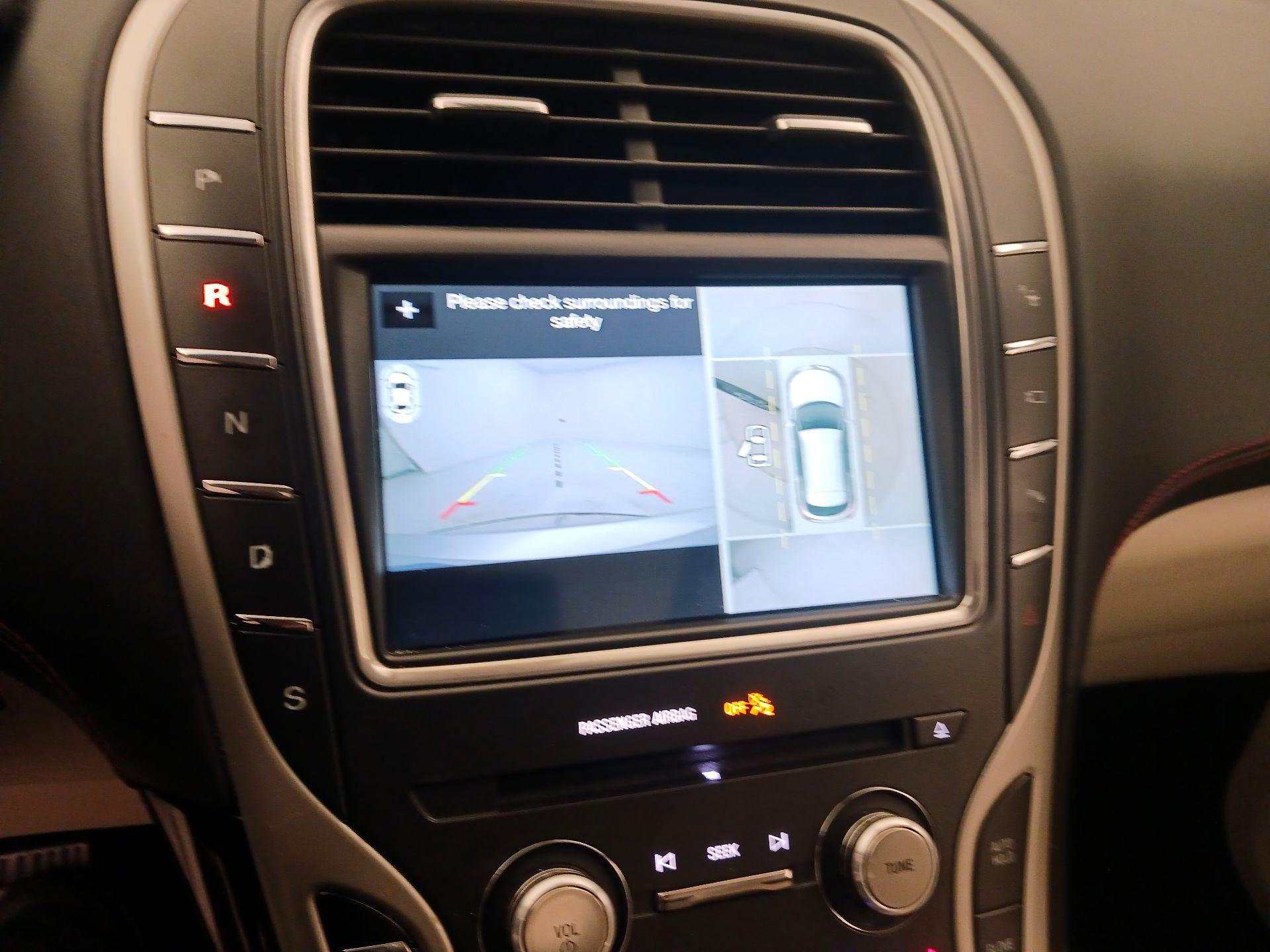 Thumbnail: 2017 Lincoln MKX - 15