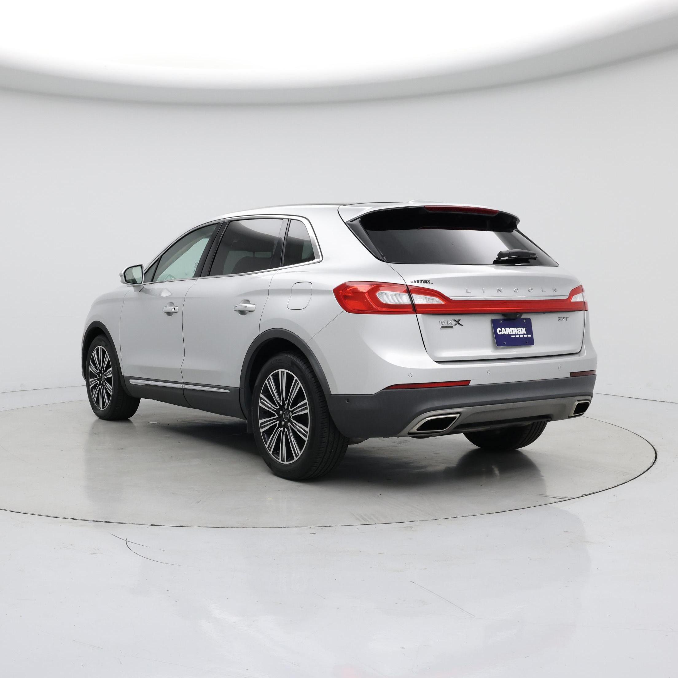 Thumbnail: 2017 Lincoln MKX - 2