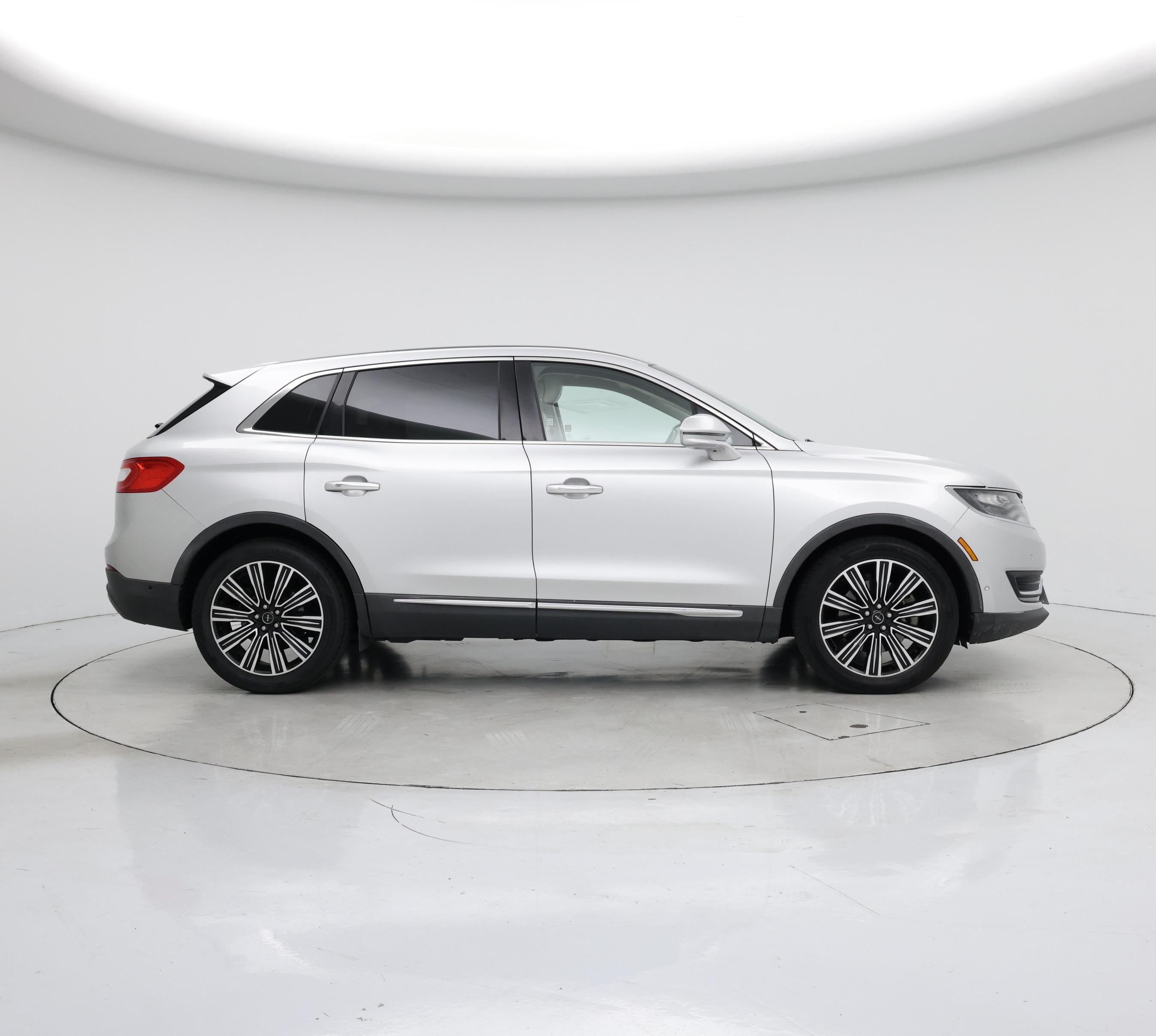 Thumbnail: 2017 Lincoln MKX - 7