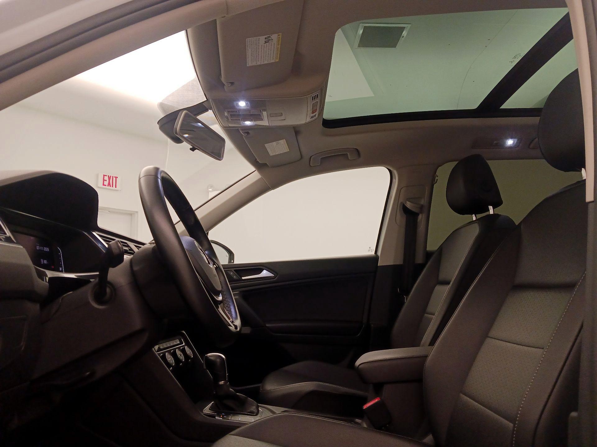 Thumbnail: 2019 Volkswagen Tiguan - 19