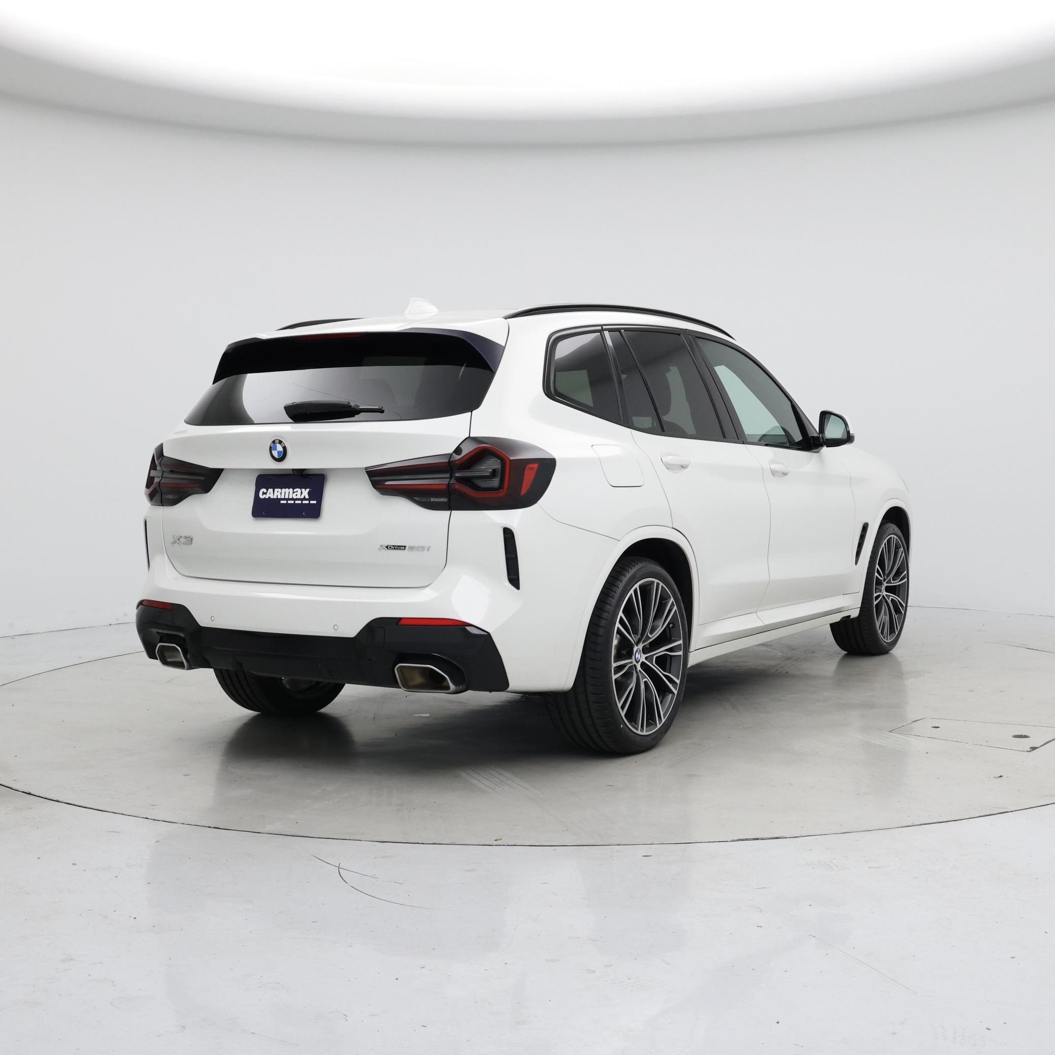 Thumbnail: 2022 BMW X3 - 8