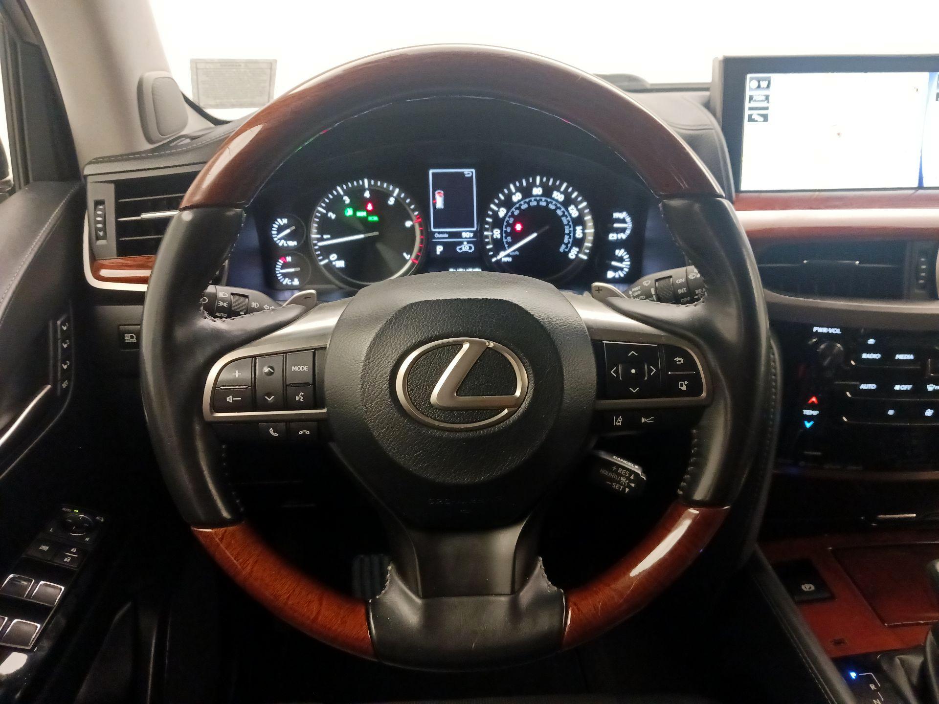 Thumbnail: 2019 Lexus LX - 10
