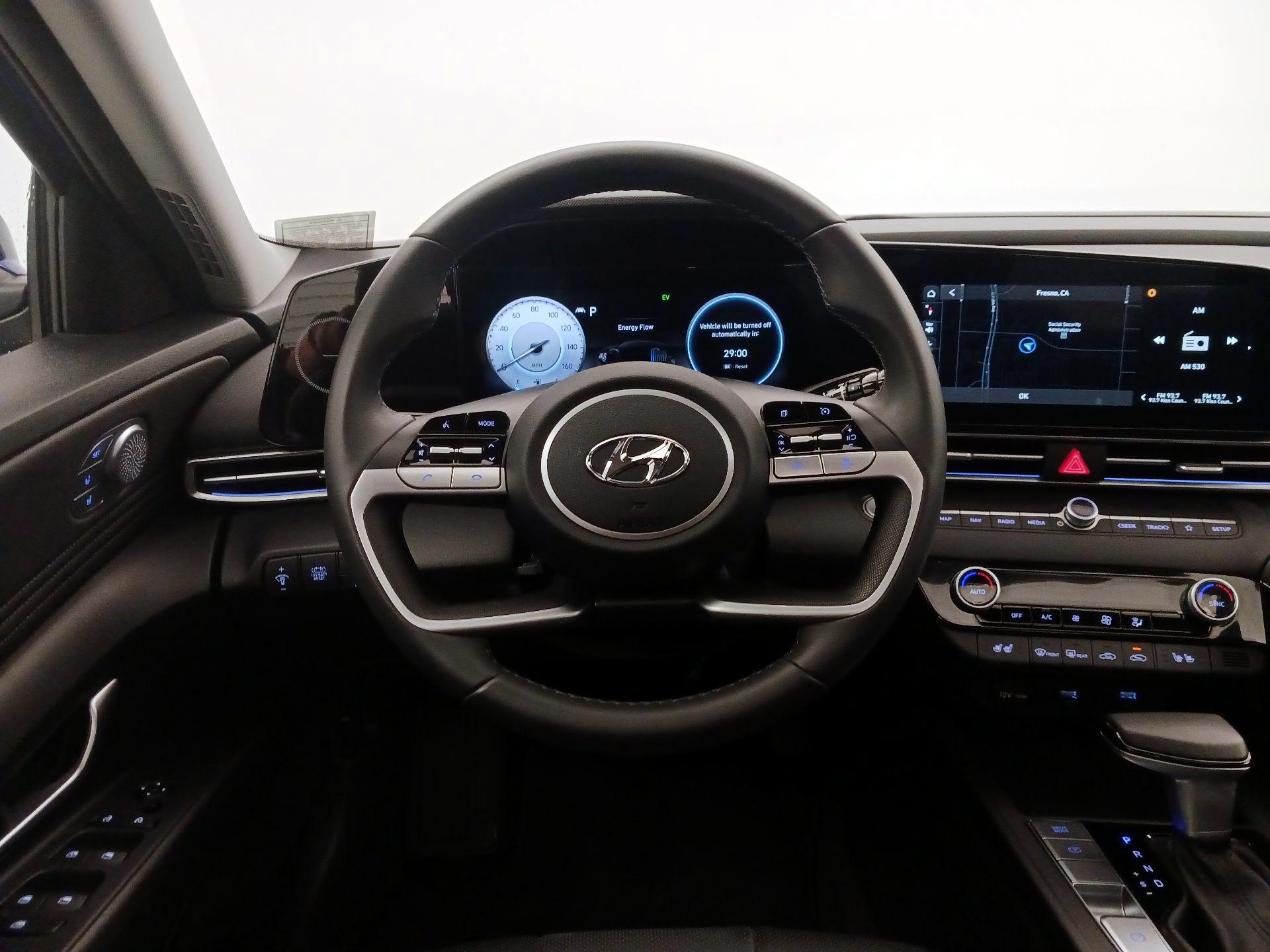 Thumbnail: 2023 Hyundai Elantra - 10
