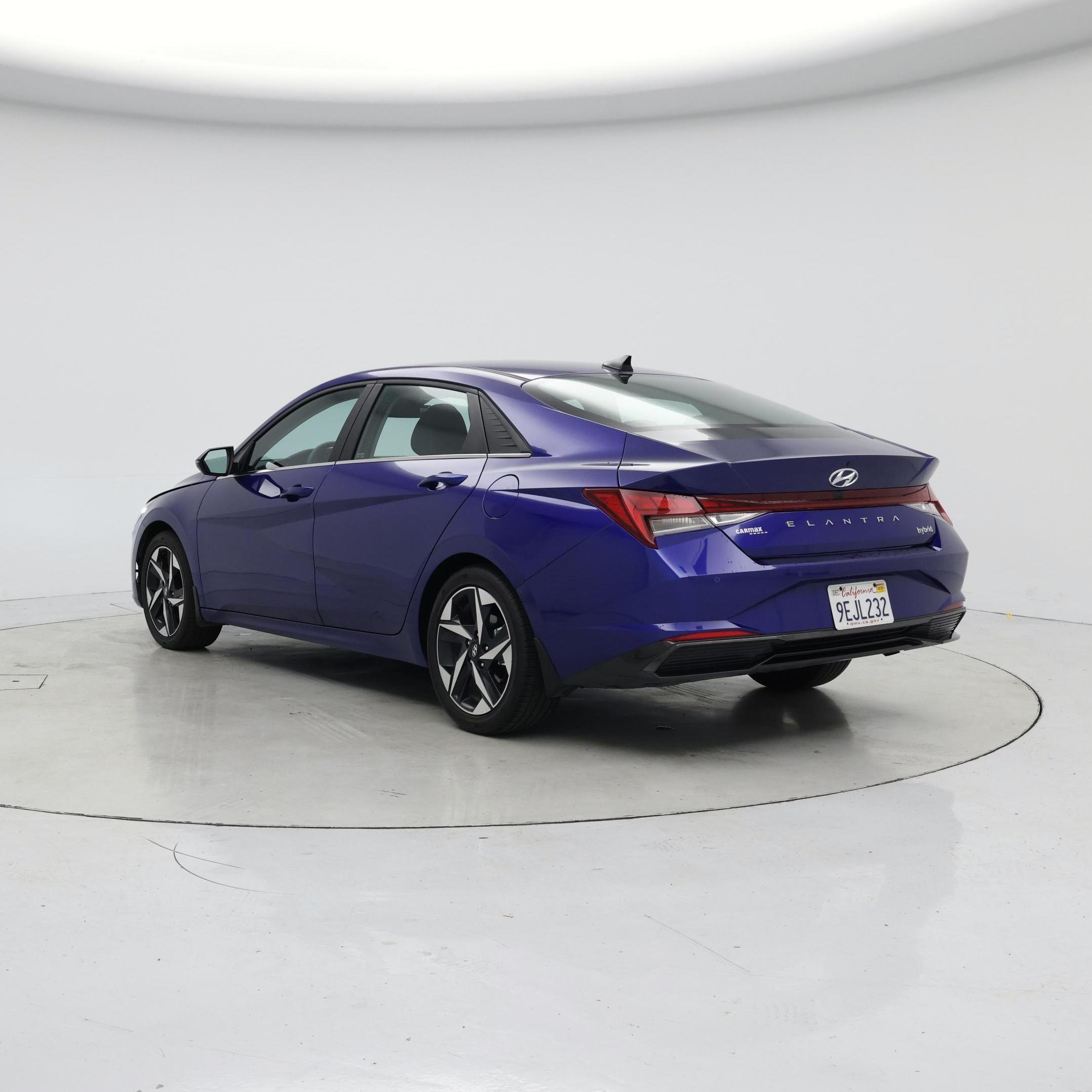Thumbnail: 2023 Hyundai Elantra - 2