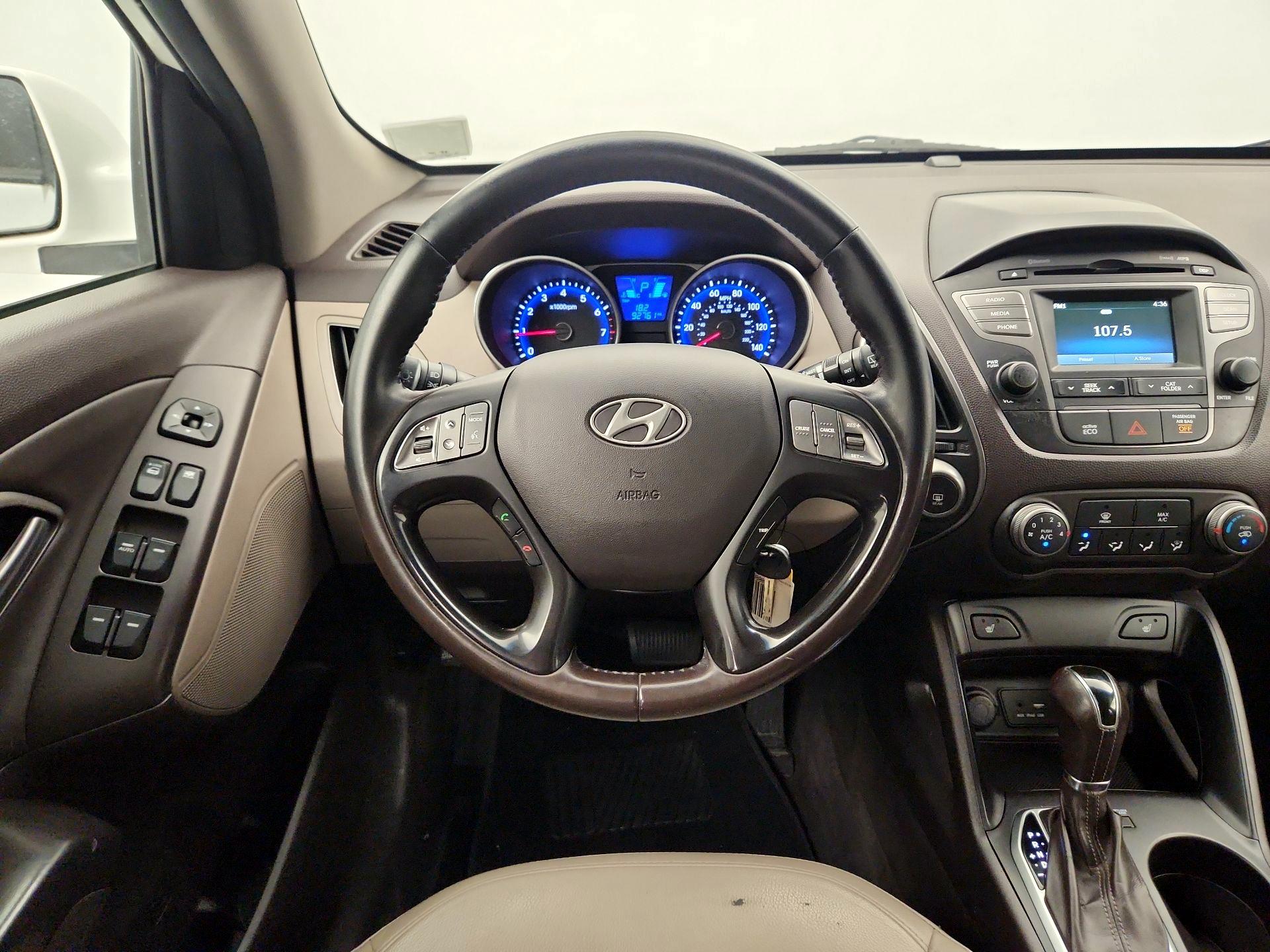 Thumbnail: 2015 Hyundai Tucson - 10