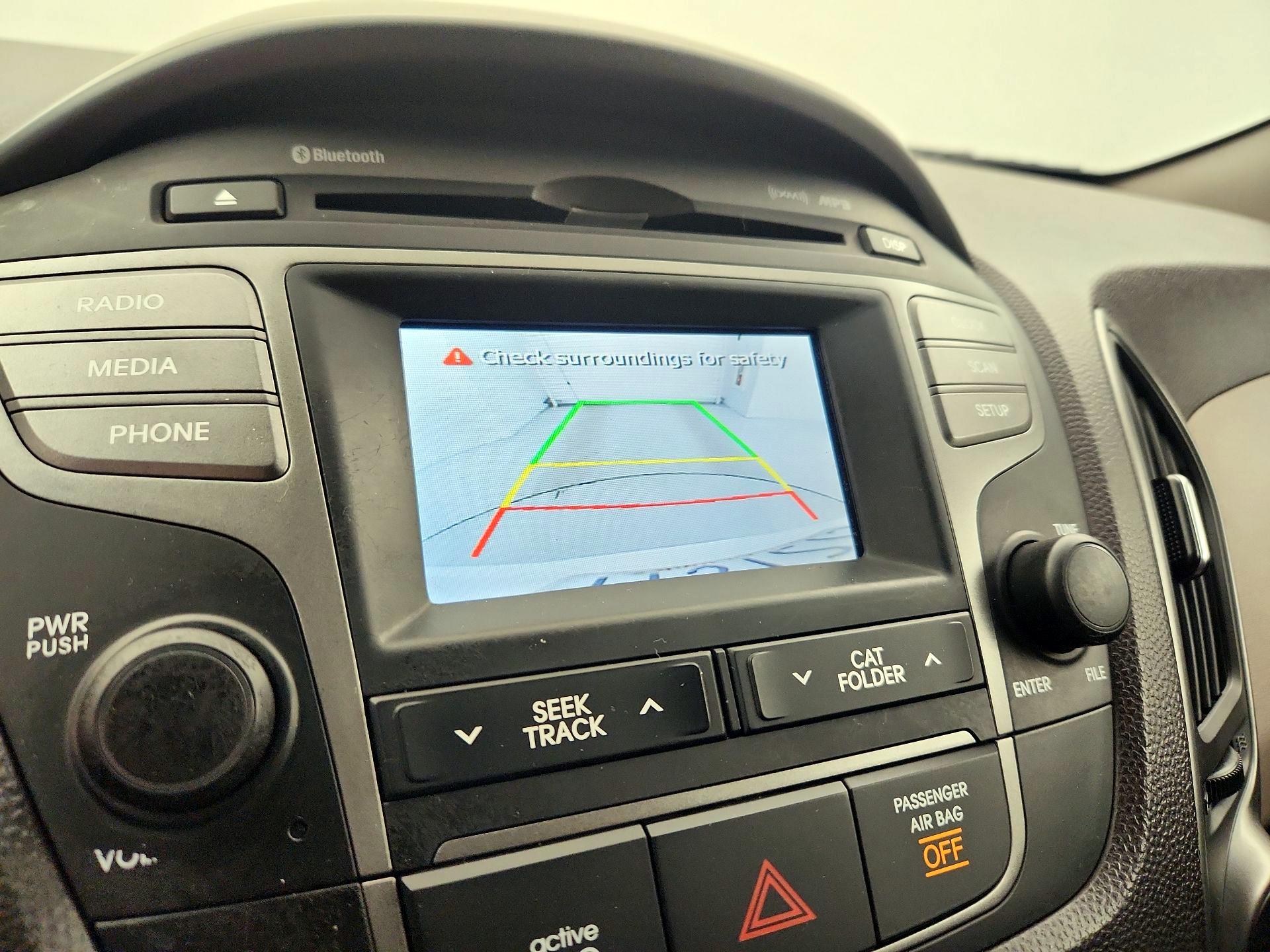 Thumbnail: 2015 Hyundai Tucson - 14