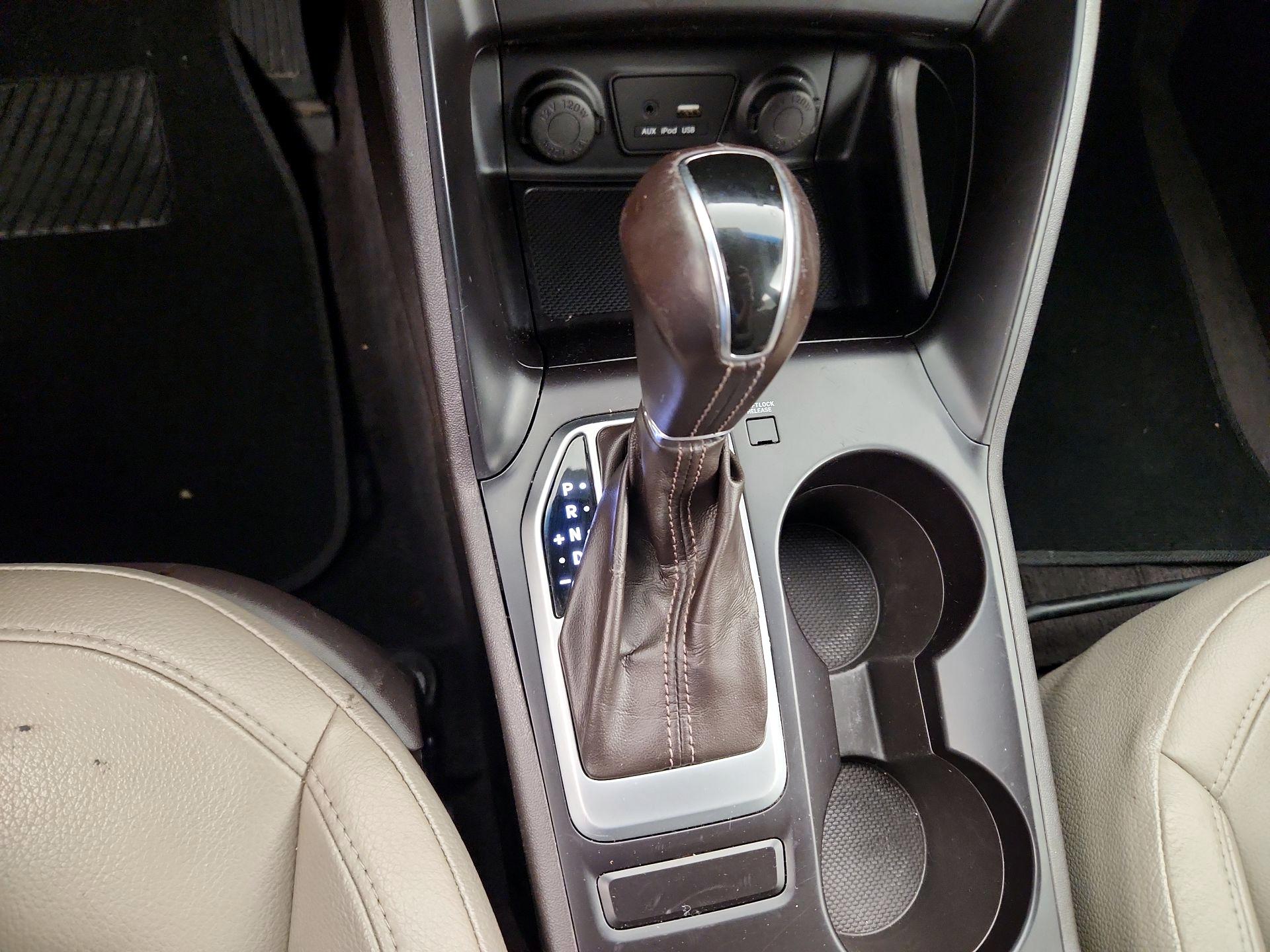 Thumbnail: 2015 Hyundai Tucson - 17
