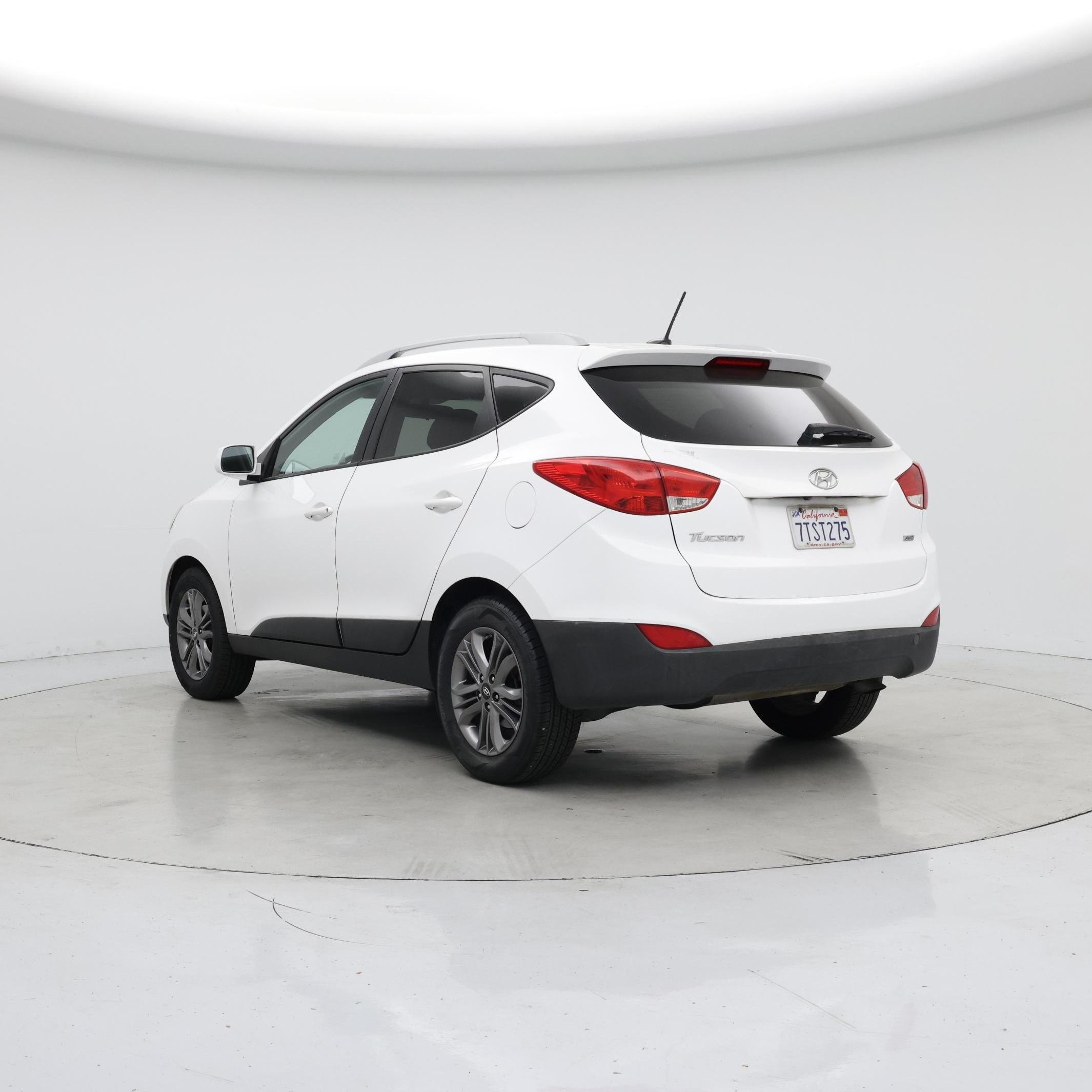 Thumbnail: 2015 Hyundai Tucson - 2