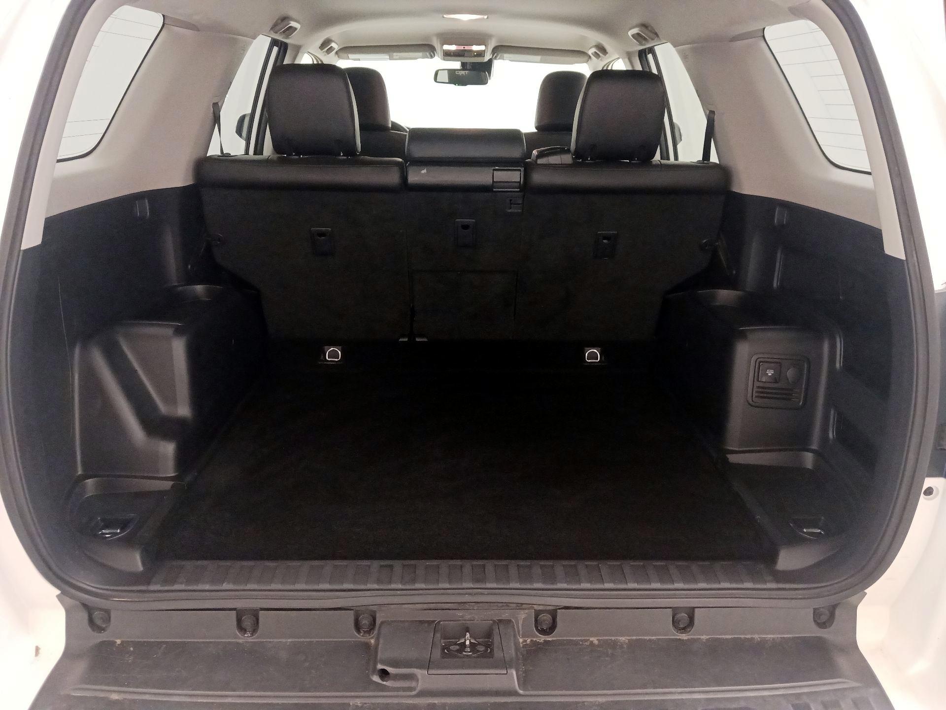 Thumbnail: 2018 Toyota 4Runner - 20