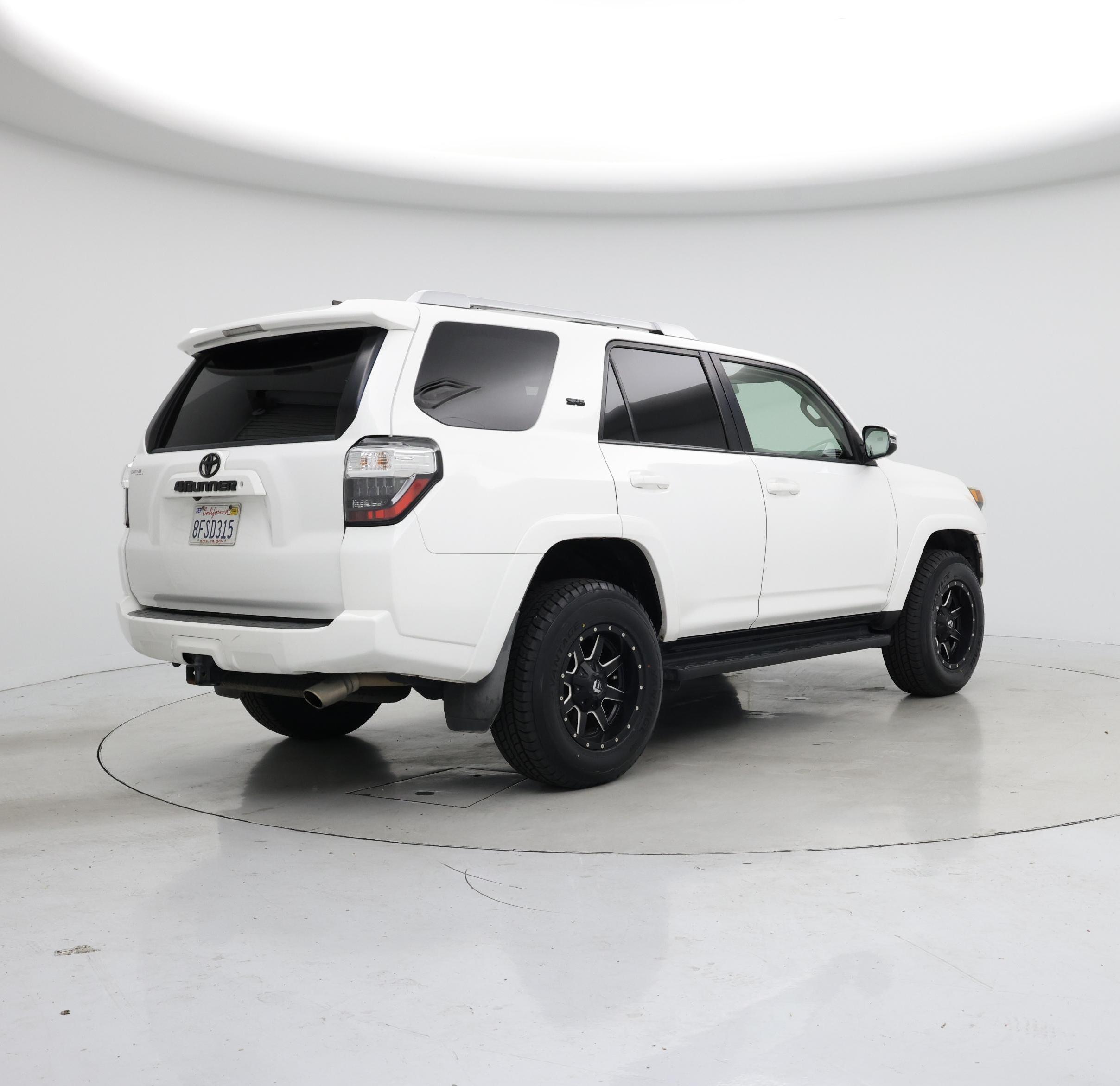 Thumbnail: 2018 Toyota 4Runner - 8