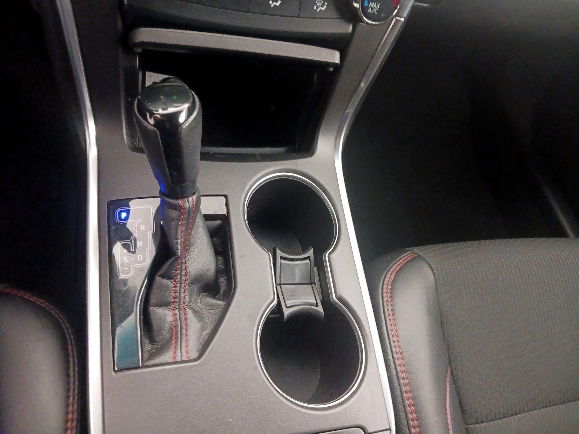 Thumbnail: 2017 Toyota Camry - 17