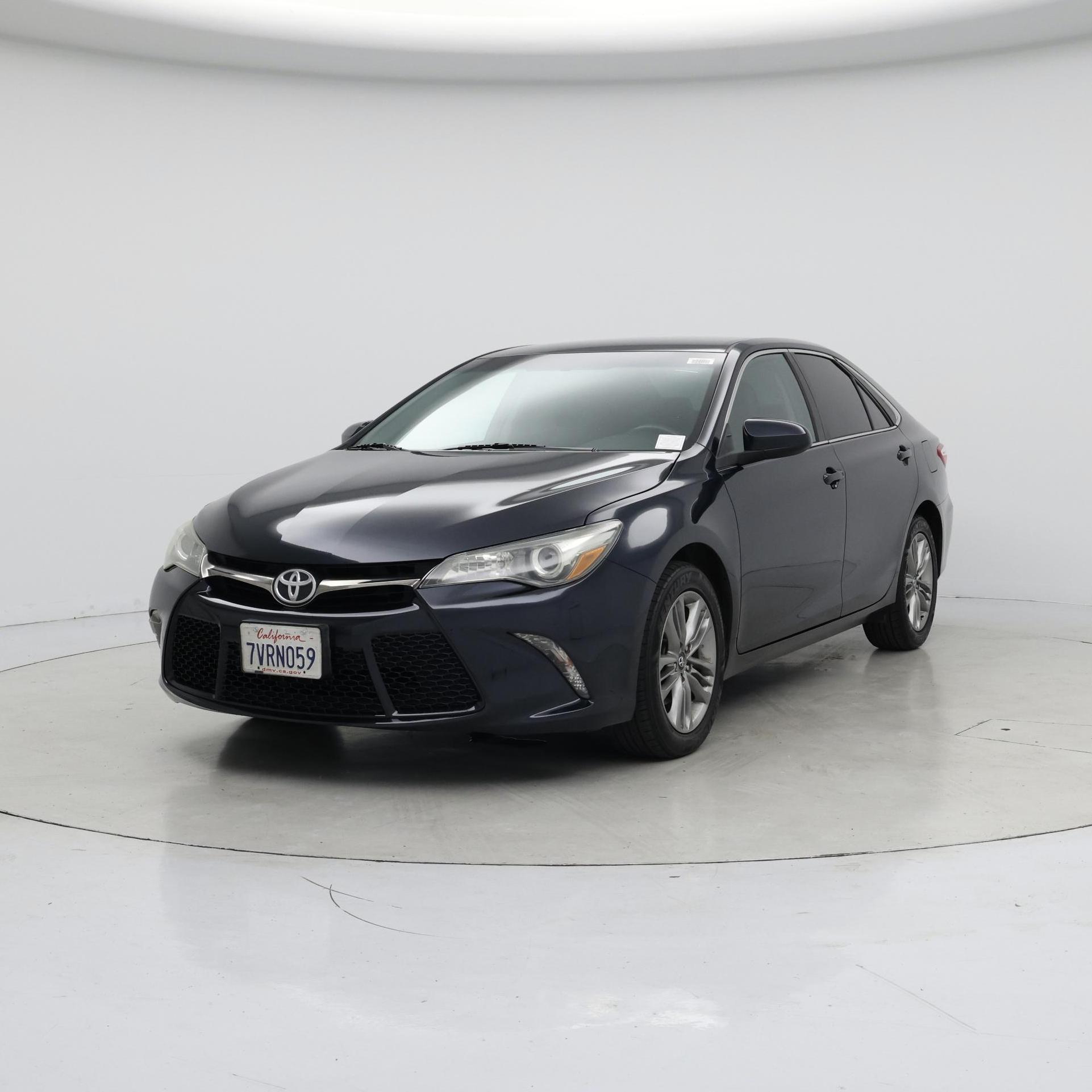 Thumbnail: 2017 Toyota Camry - 4