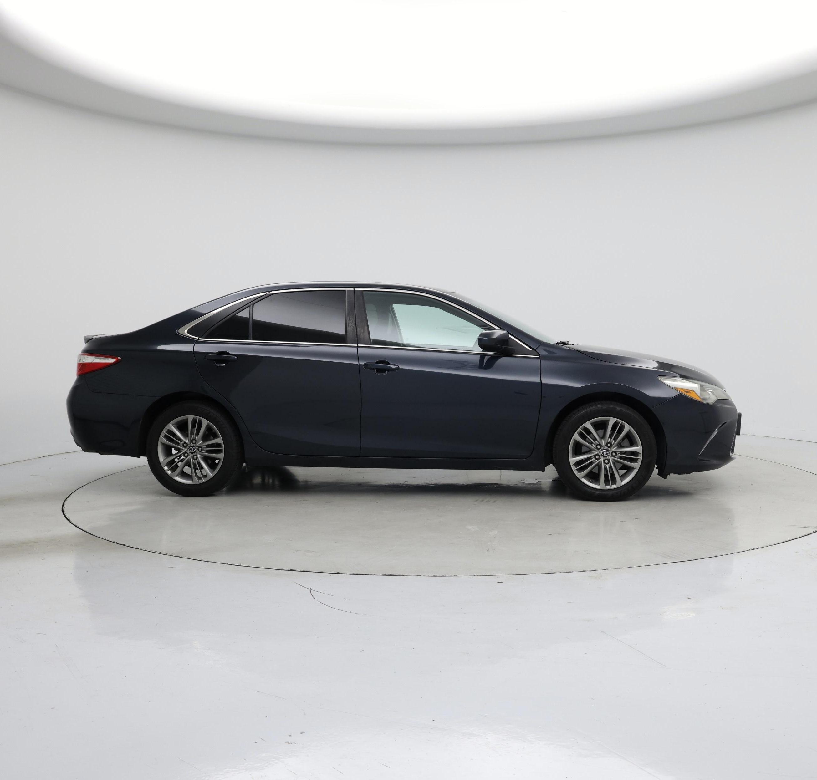 Thumbnail: 2017 Toyota Camry - 7