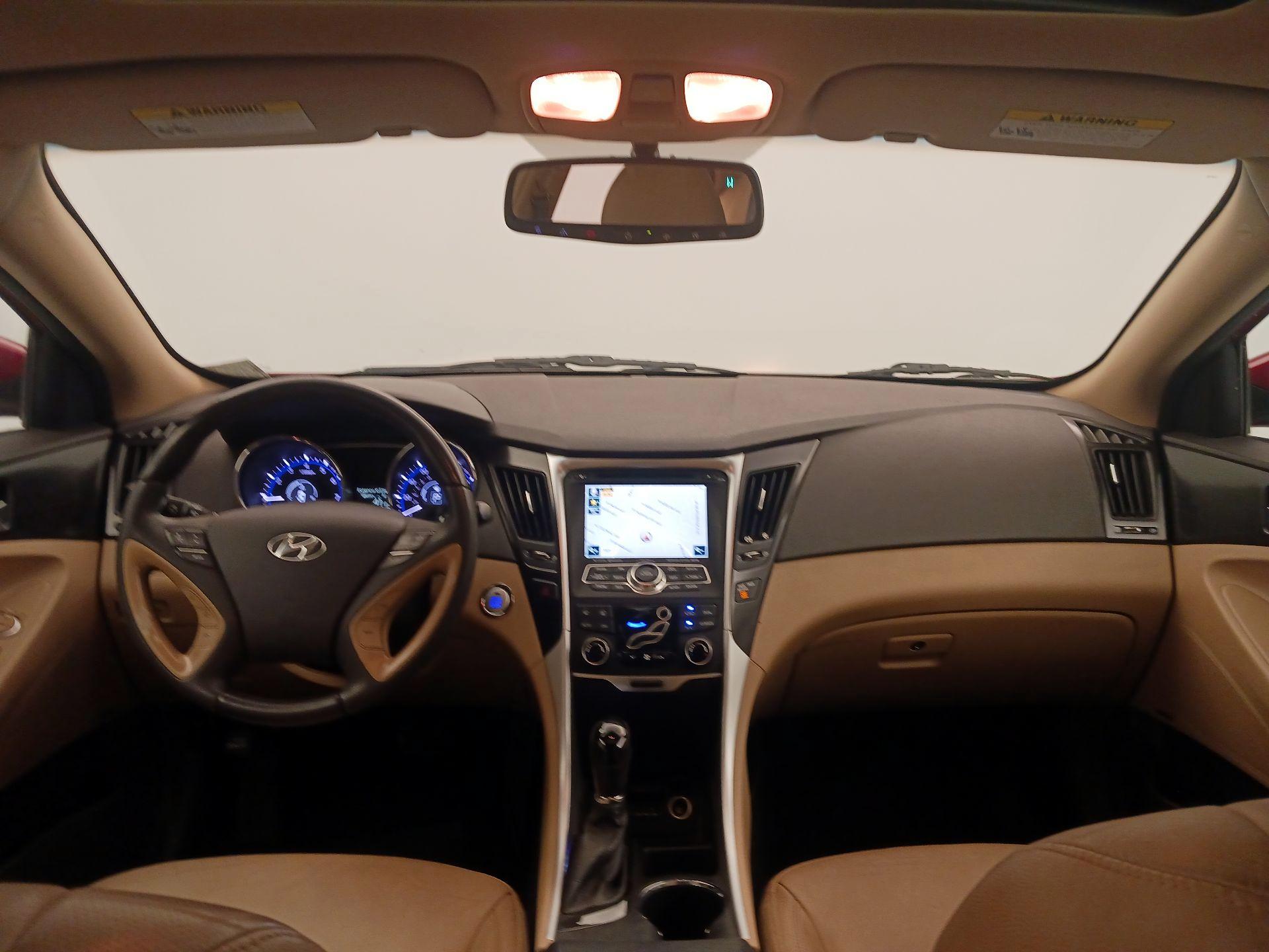 Thumbnail: 2013 Hyundai Sonata - 9